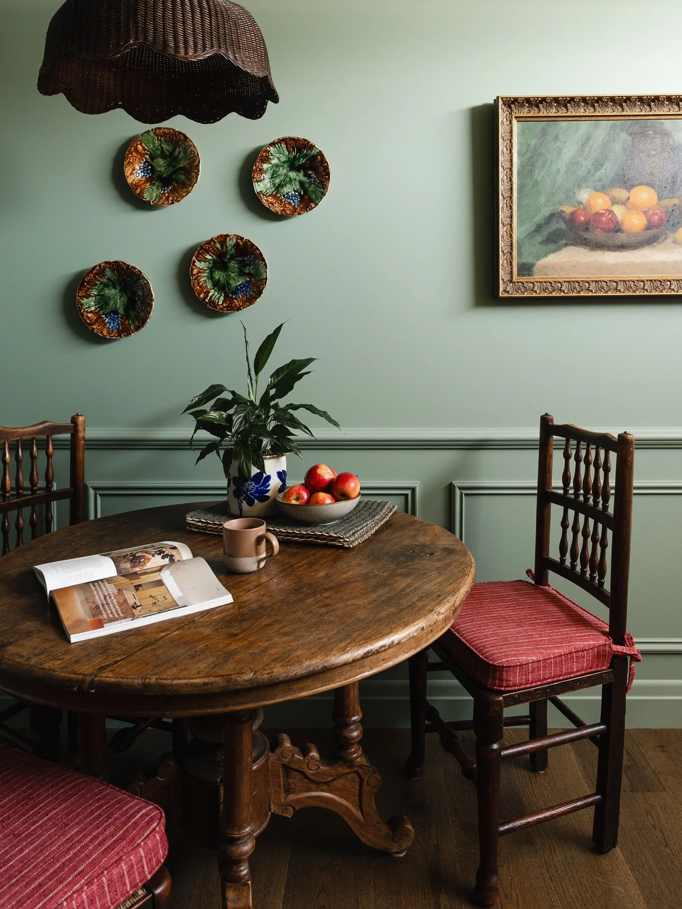 The most interesting thing to happen in 2026 is that after many years of monthly interstate travel, shooting predominantly short-term stays, I have had a more balanced array of clientele with short-term stays, interior design and product-based busine