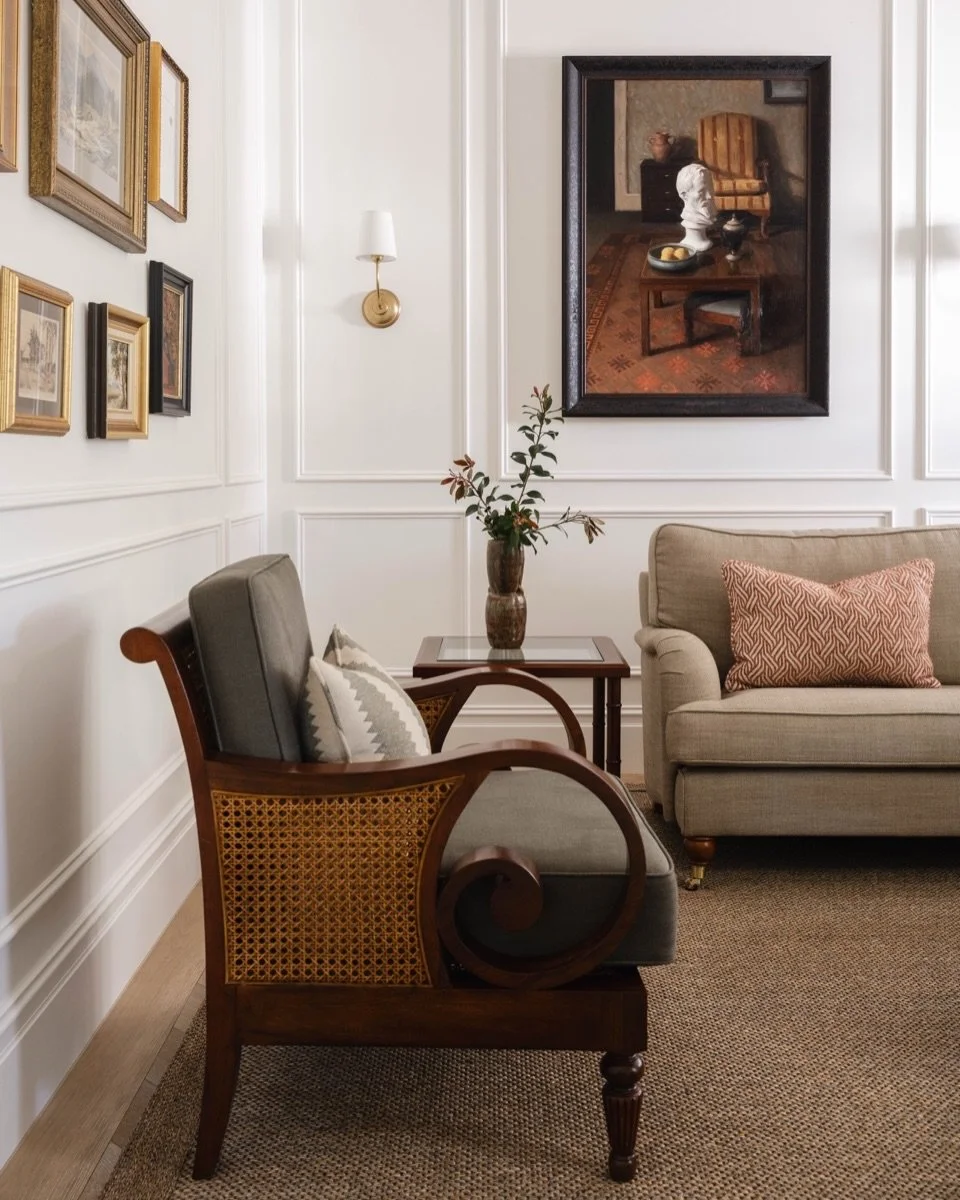 The painting shown in the first photograph might be one of my favourites I have ever seen, even at the end of the day as the eastern-facing room became dull, it looked lit from within. 

An incredibly stunning piece in an equally as stunning home des