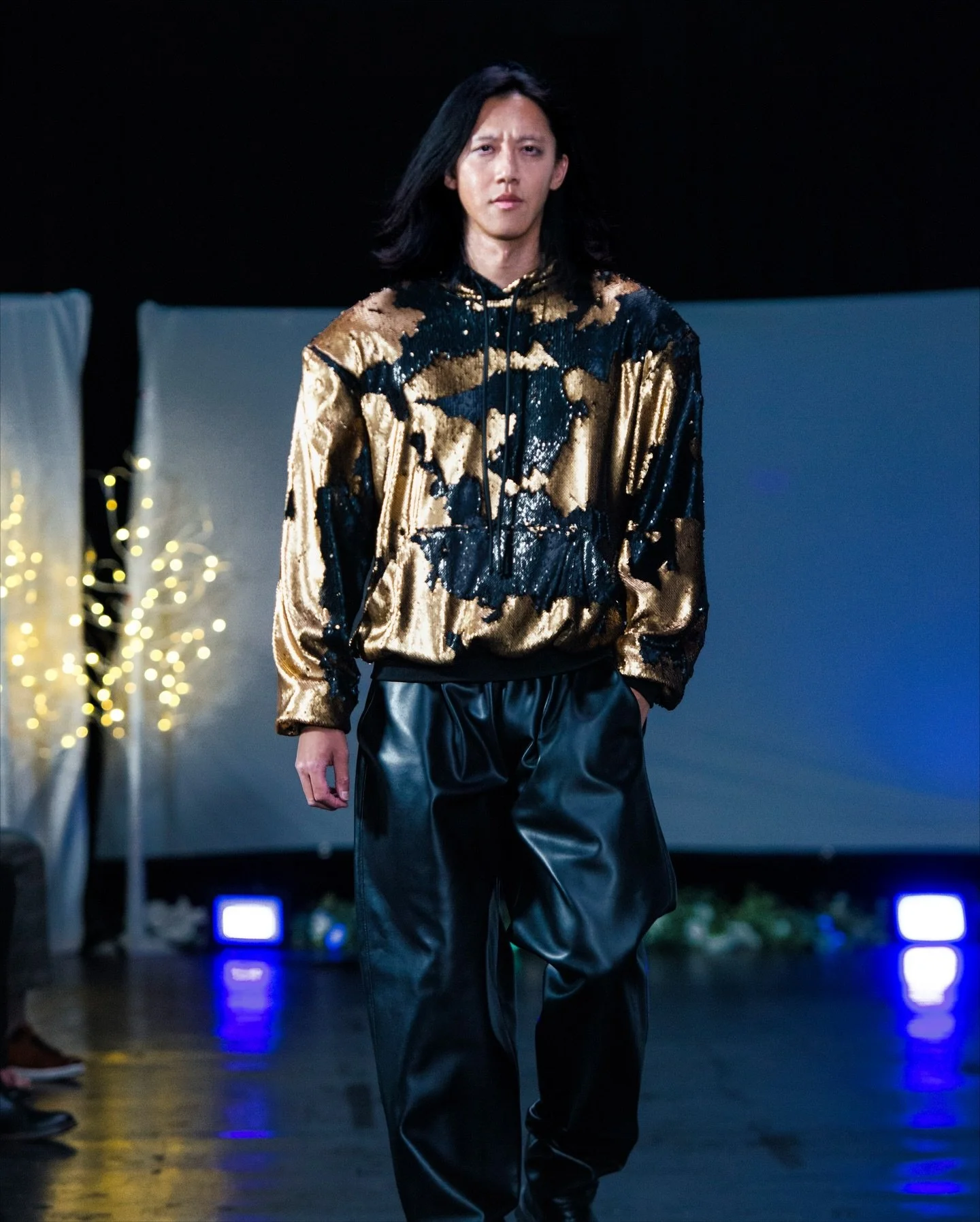 LAFW x Perry White

Designer: @perrywhite.la 
Events: @conceited_modeling_talent_agcy @tu_productions 
Photographer: 
@nelson.shen (1, 2)
@yuliia_laphoto (3, 4)

.
.
.

#model #fashion #runway