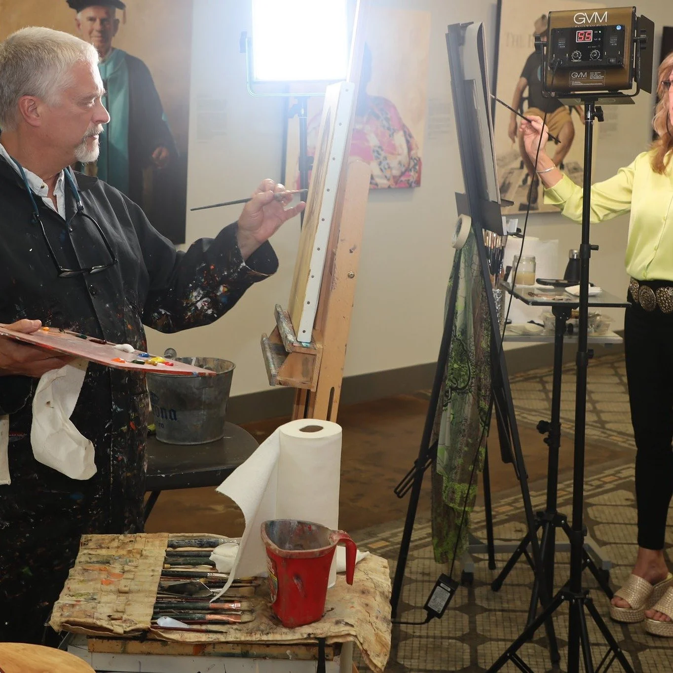 A couple of weeks ago, I was privileged to paint across from portrait artist @whitneybrockart. 

It was an honor to be invited to this challenging portrait demonstration at @arton1stroanoke. 
#oilportraits #portraitdemonstrations