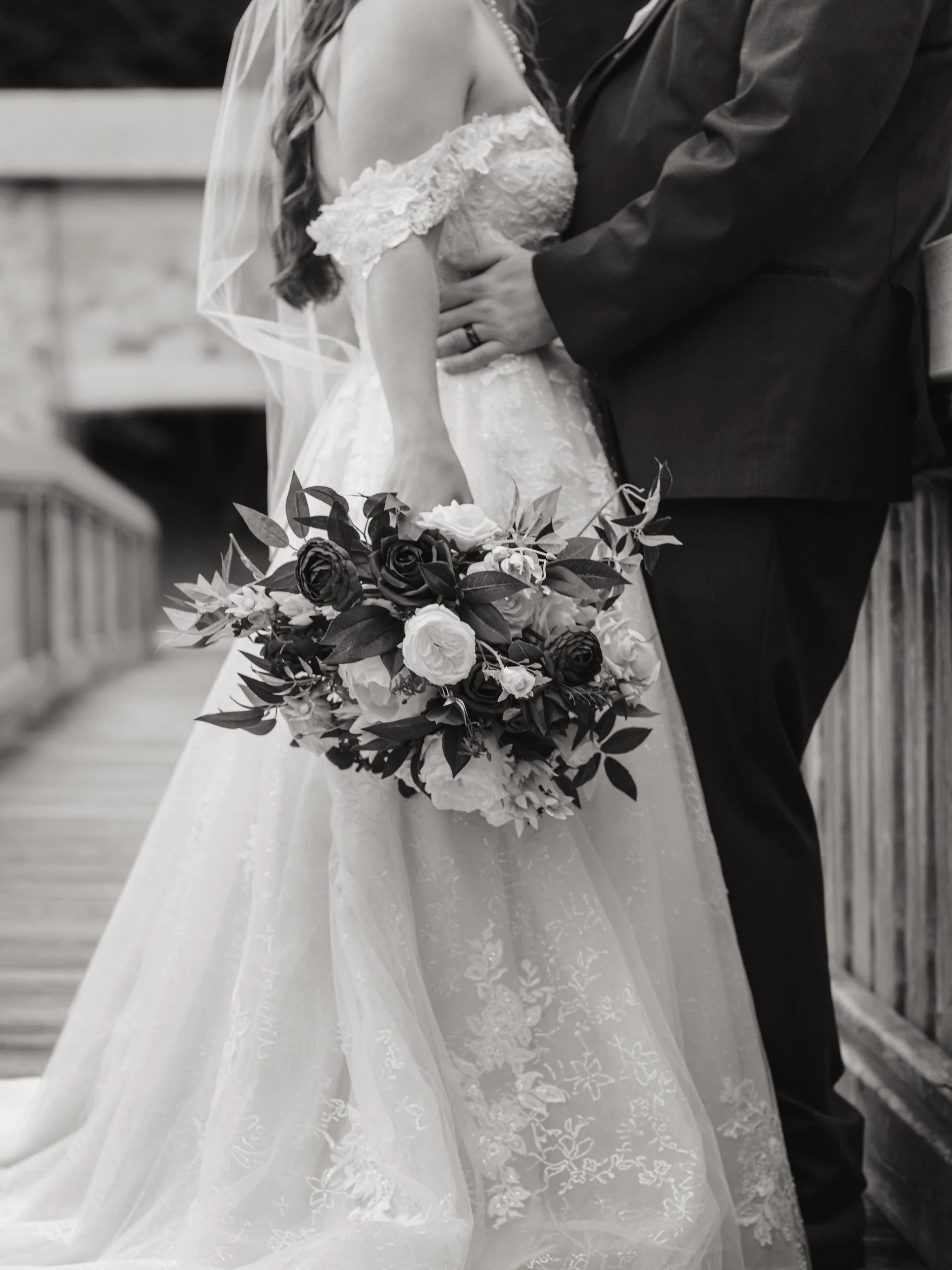 TheJacobsens-Bride&Groom-RusticLensLLC-060.jpg