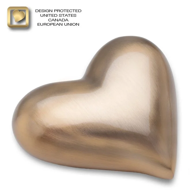 AULK600-Heart-GOLDBRUSHED.jpg