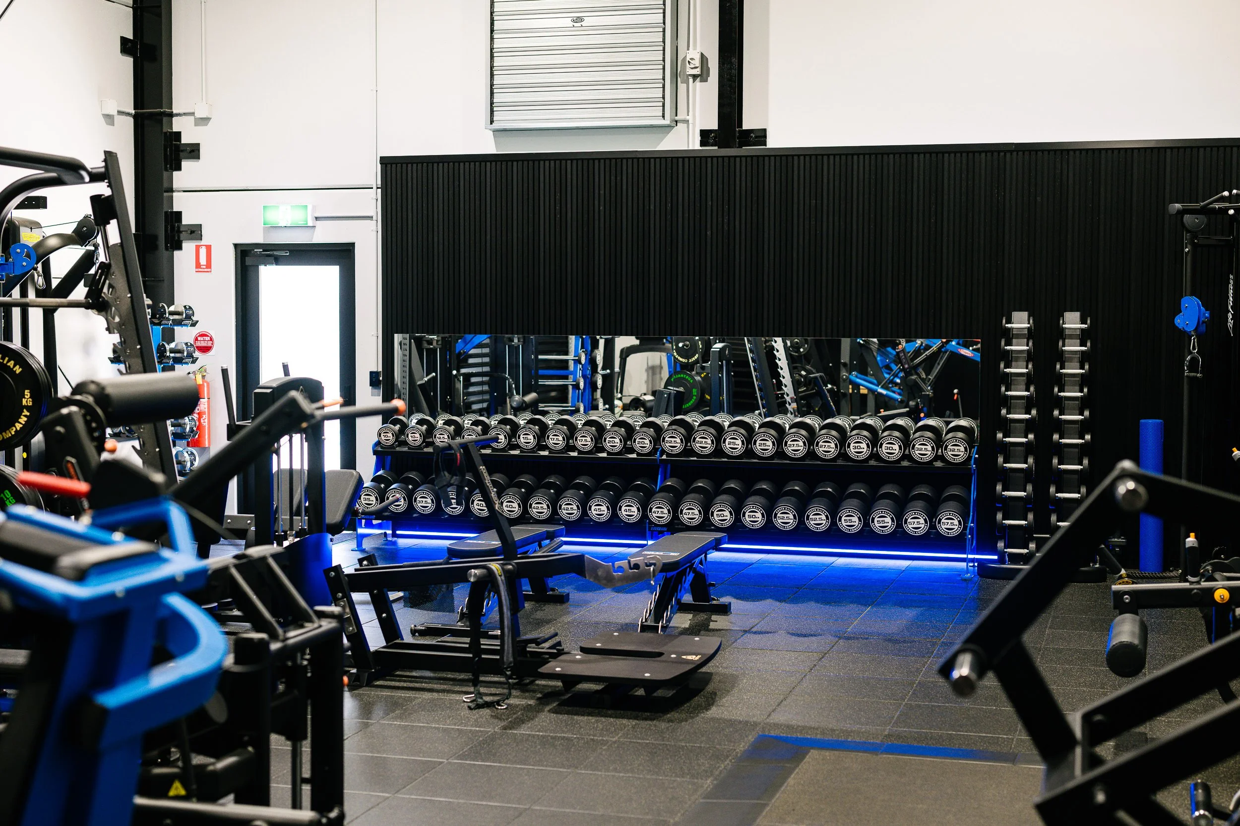 Custom_Muscle_Gym_Nat_Low-57.jpg