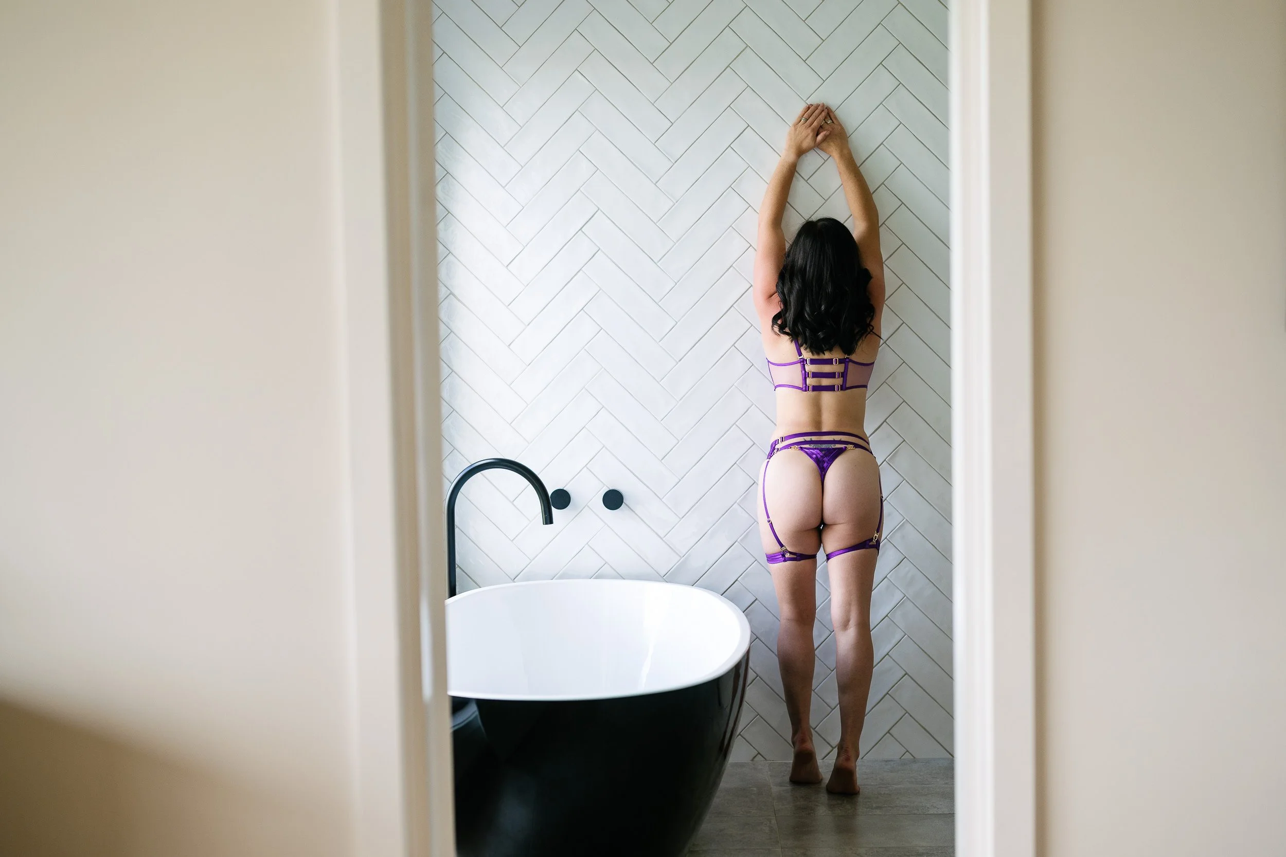 Bendigo_Boudoir_Taryn_byjamesboudoir-18.jpg