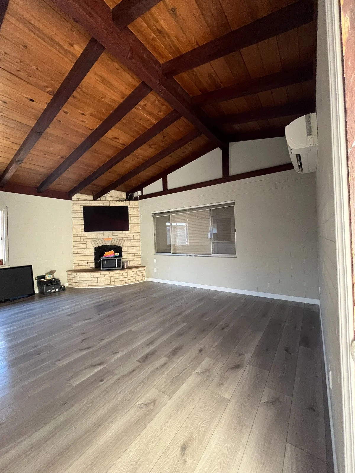 Living Room Finished(2).jpg