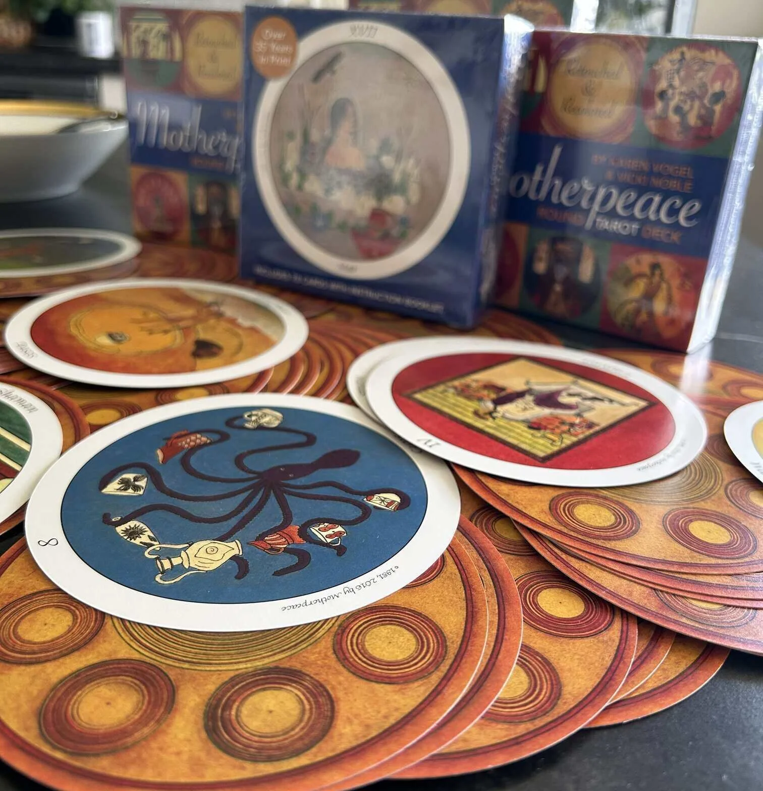 Motherpeace - the round feminist Tarot deck.jpg