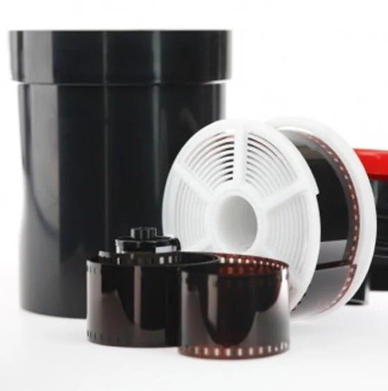 B&W and color darkroom classes — Bushwick Community Darkroom