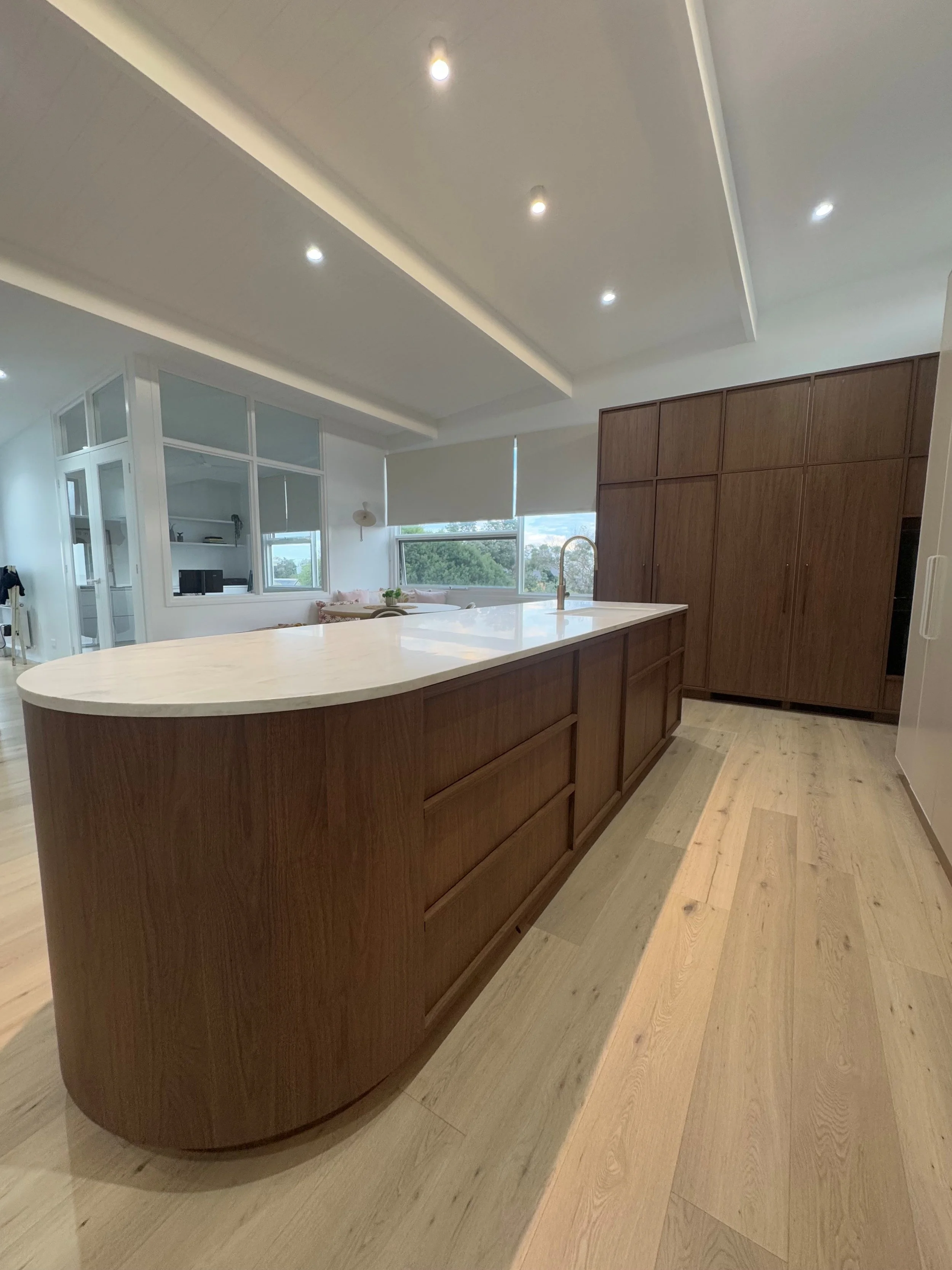 Kitchen Island.jpg