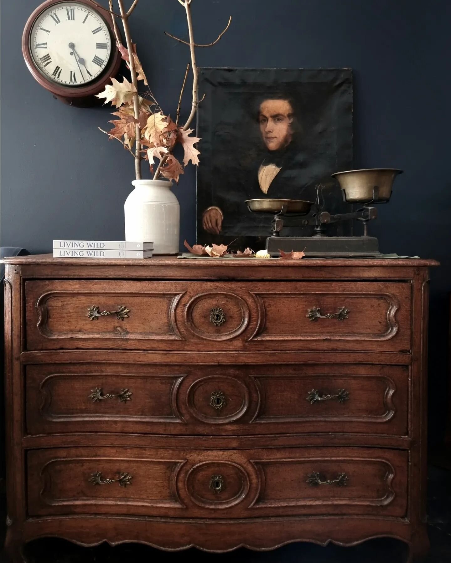 Stunning 18thC French oak commode with 3 drawers warming up the store on this winters day.

Both stores are O P E N Thursday to Sunday until 5pm, and the @kynetonfarmersmarket is on tomorrow morning (Saturday). 
So wrap up warmly and come for a drive