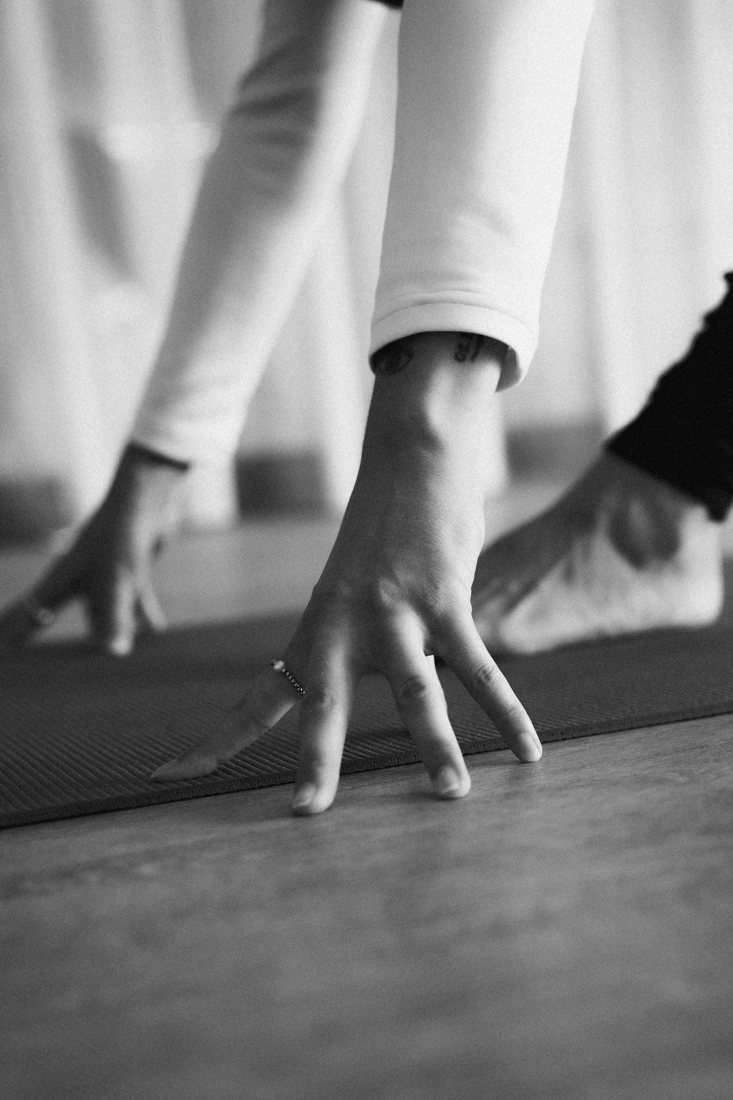 Farah Hassan YogaShoot-53.jpg