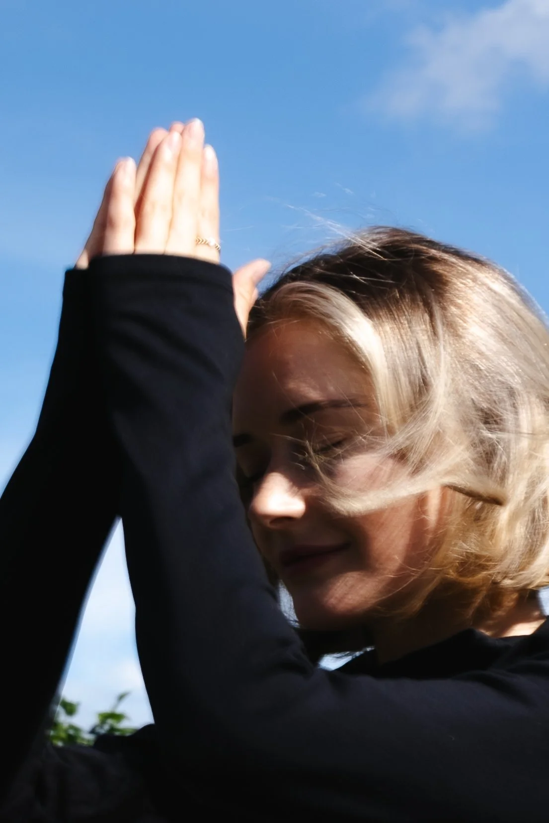 Farah Hassan YogaShoot-30.jpg