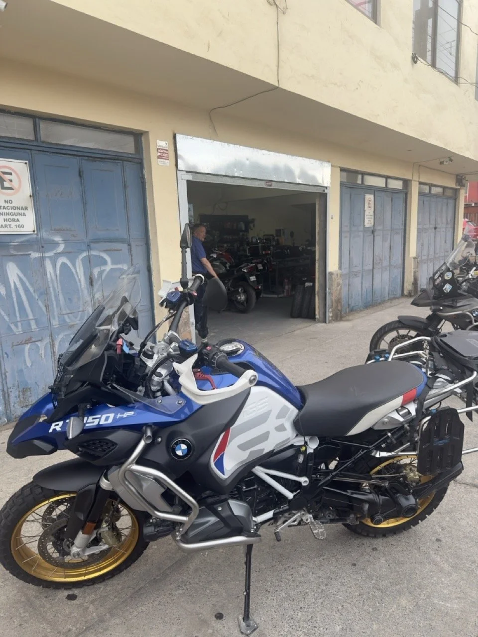  my bike after the service, clean and ready to rip