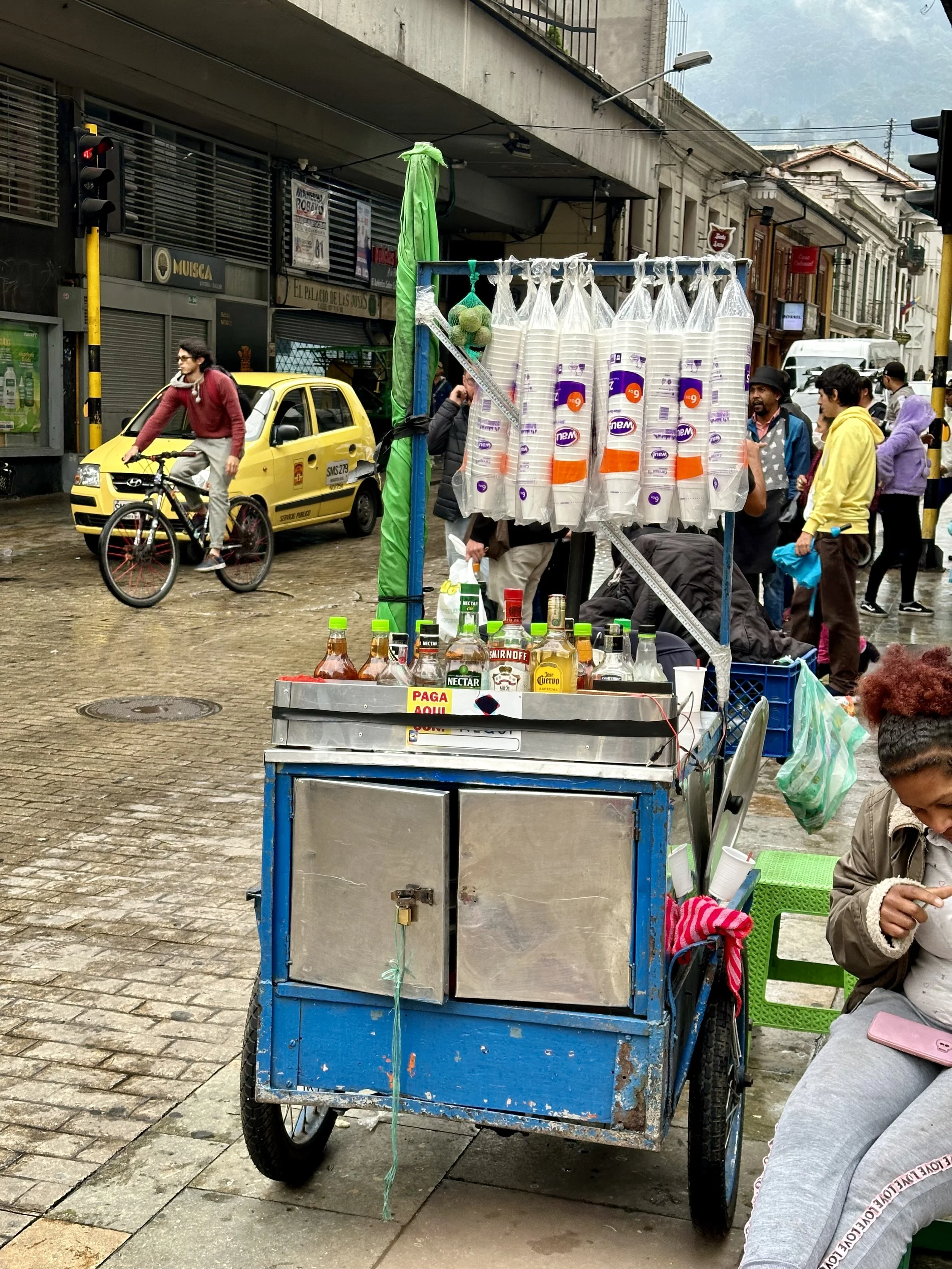 mobile bar, now that's a out of a box thinking!