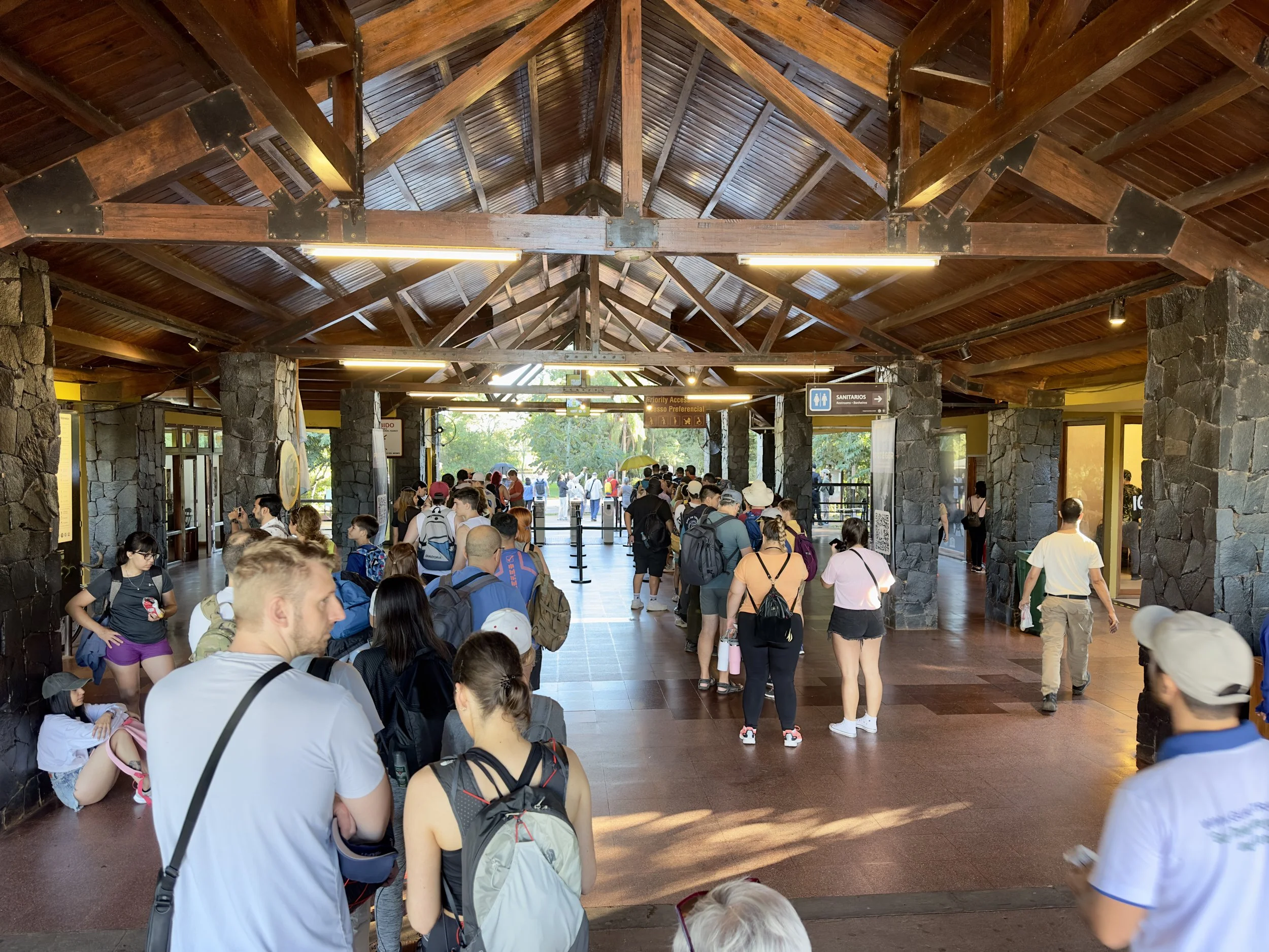  the lineup to get in when I was leaving