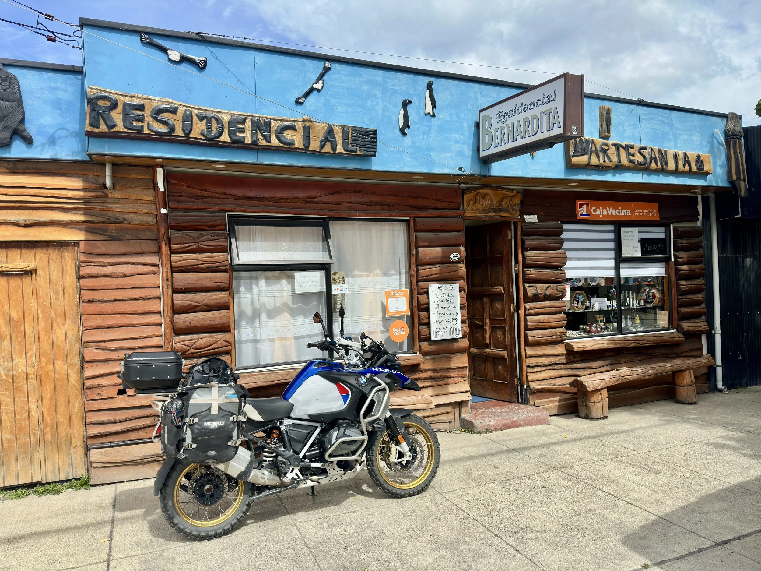  very unassuming but it looks actually very nice inside