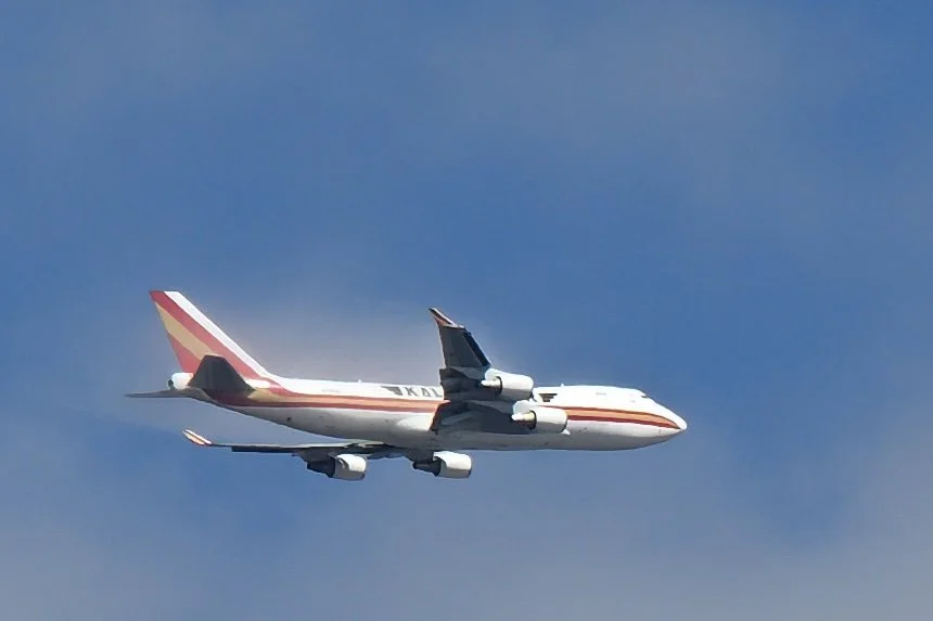 B747 on approach to Quito airport