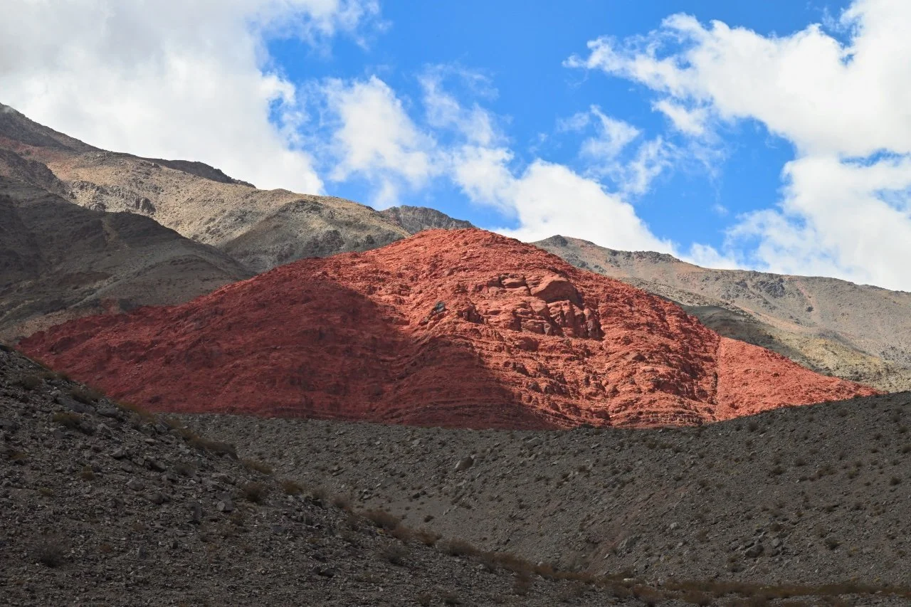  just one hill has a different colour