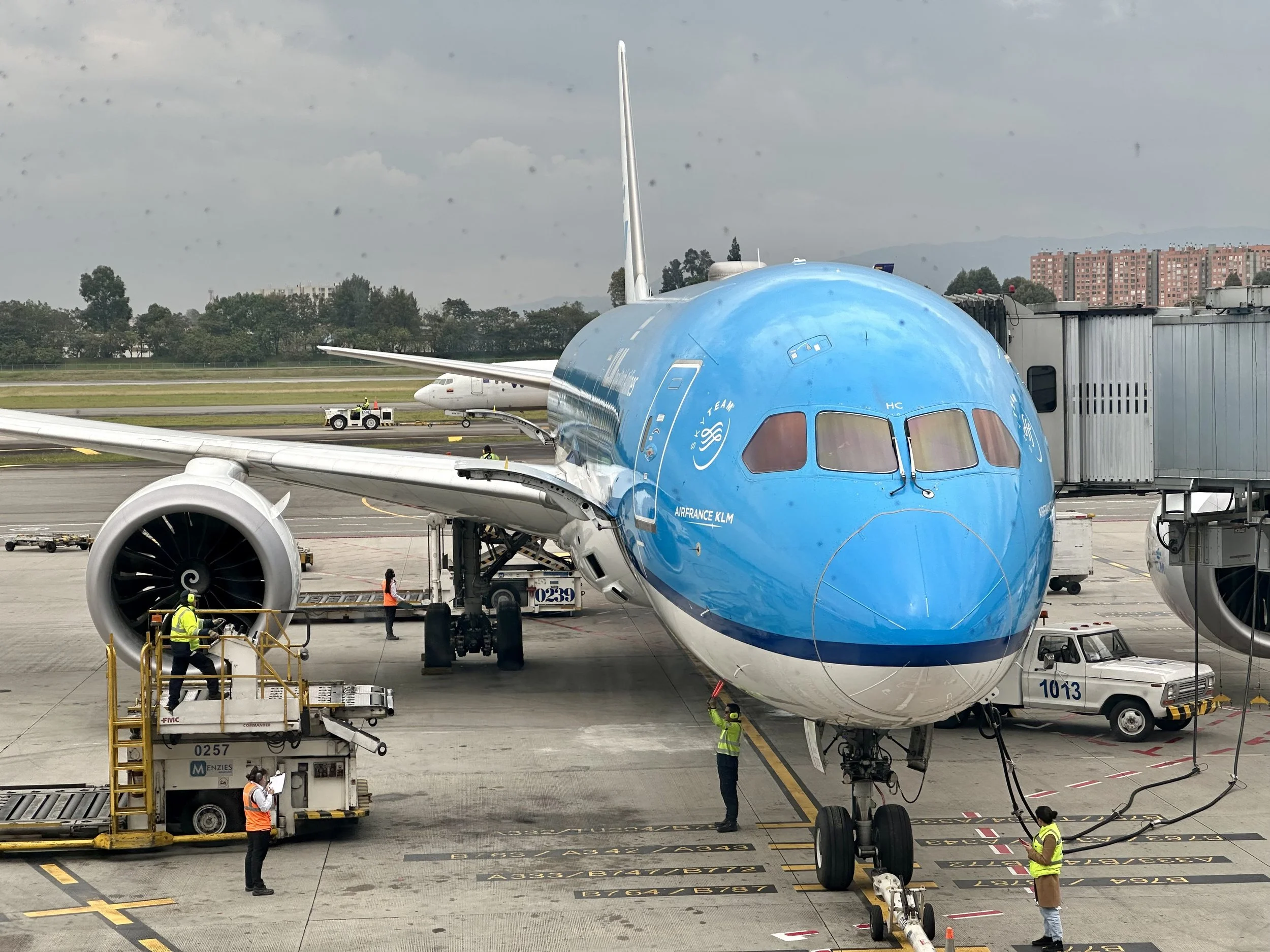 KLM A350 we beat to the gate