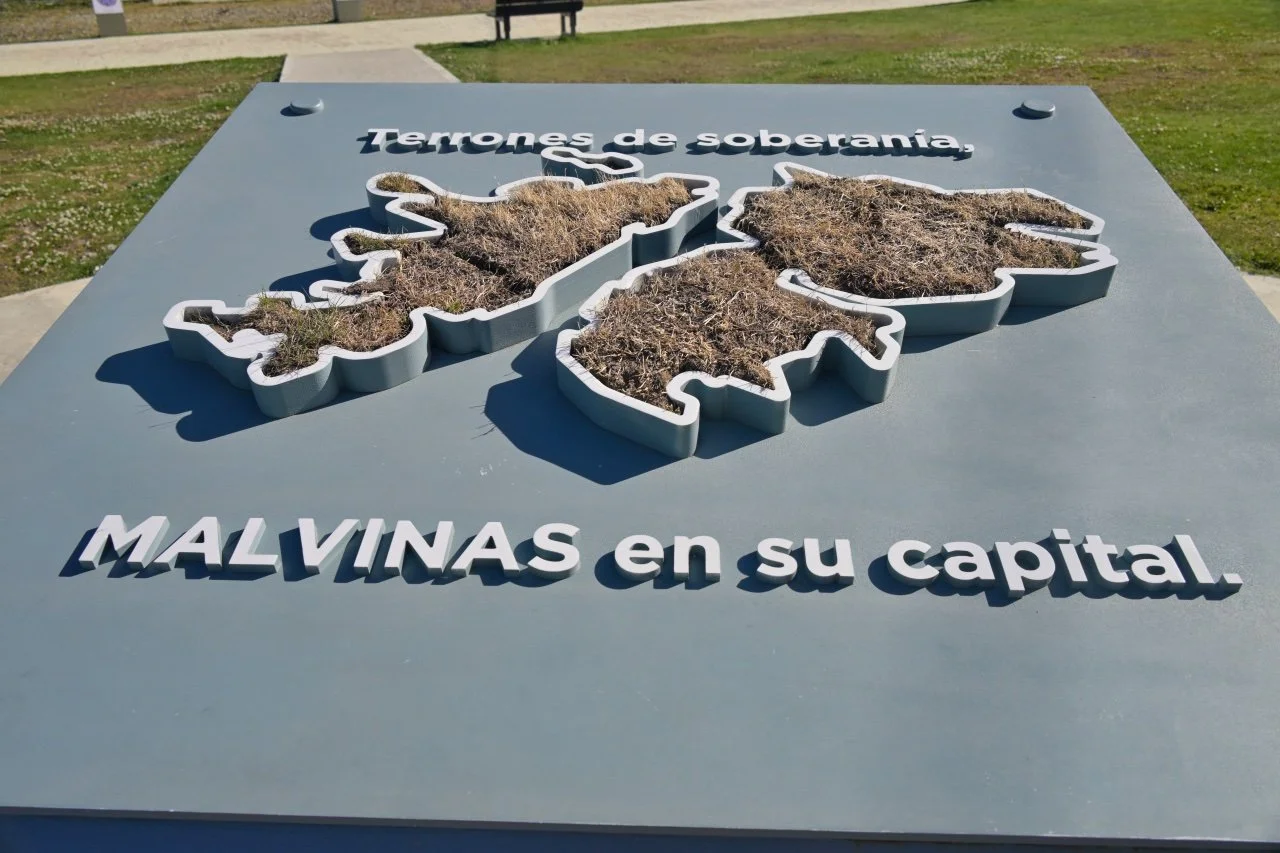  Argentinians consider Malvinas their territory
