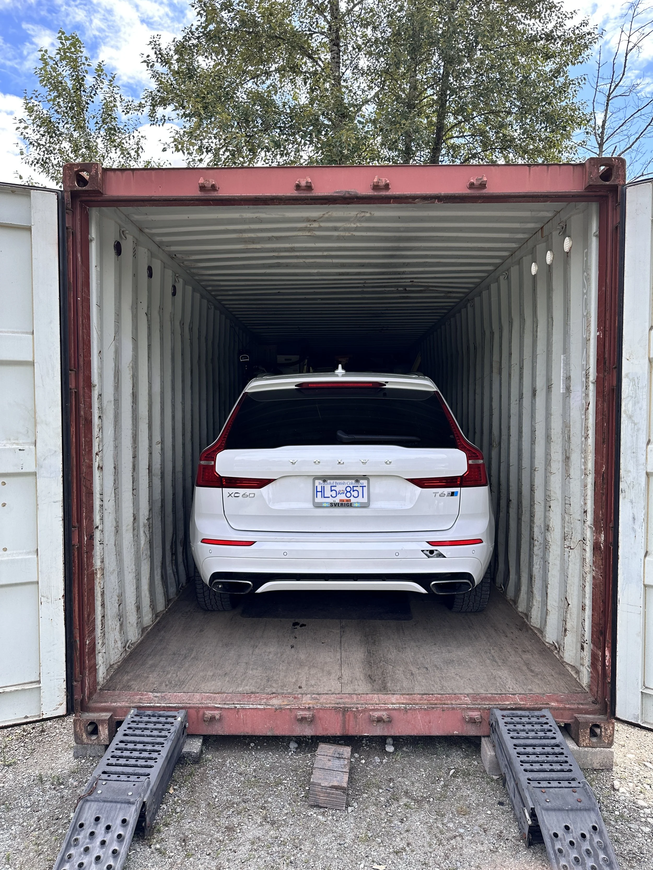 and it is in! Didn't even scratch it ...