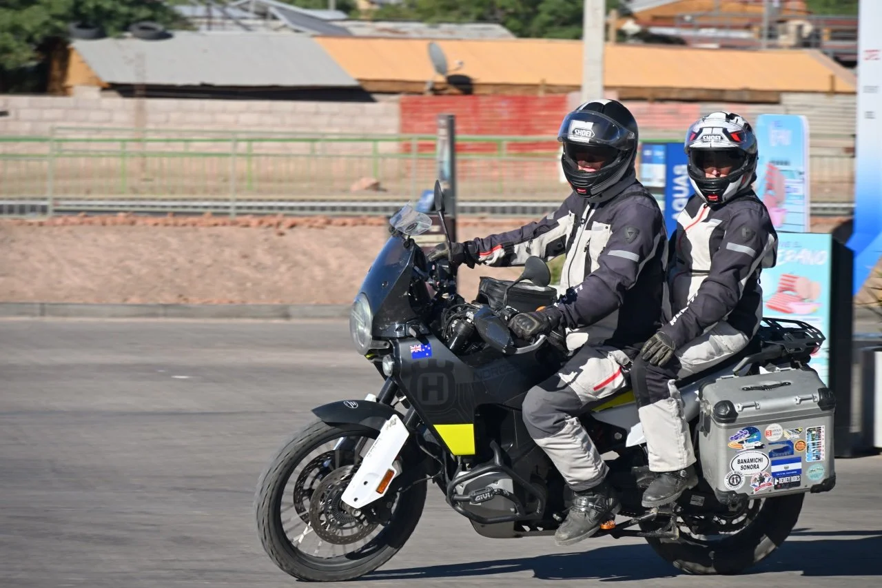 Mike and Leanne arriving on their bike