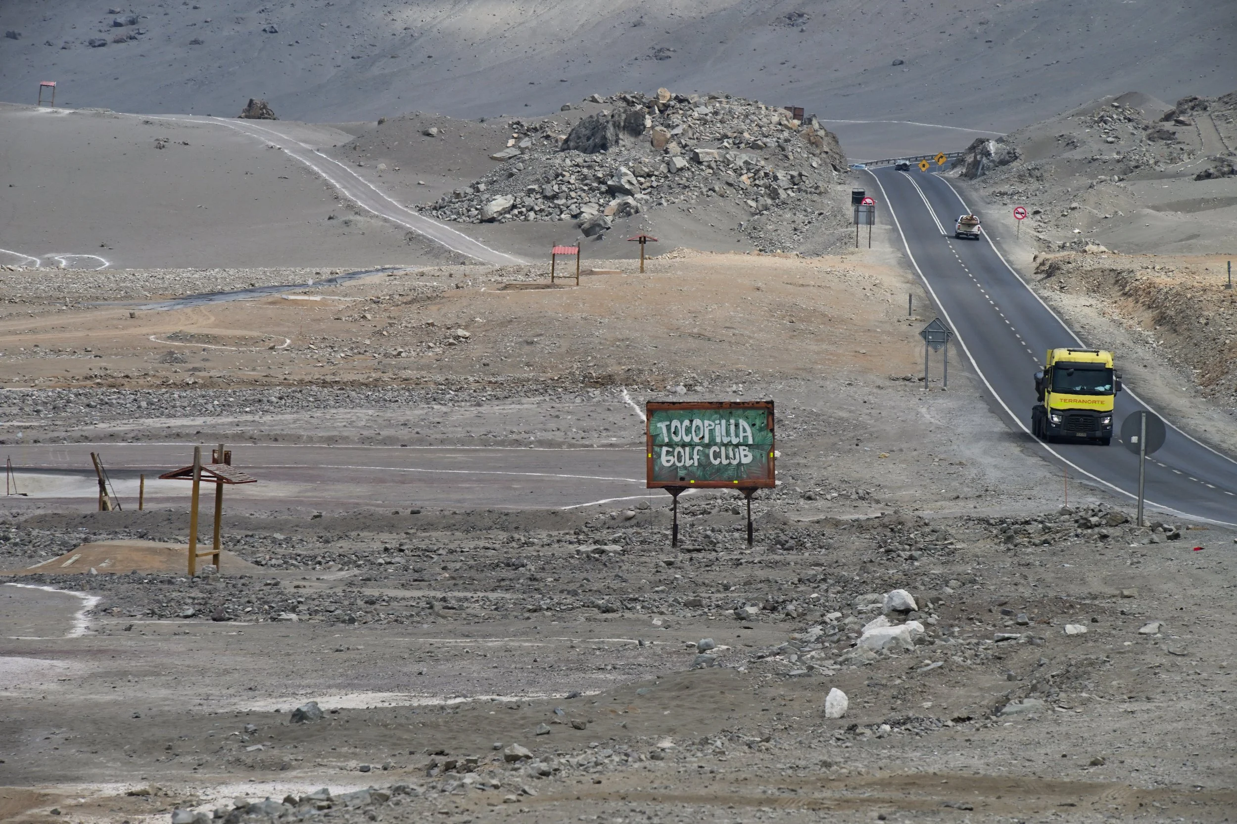 this is a desert golf club 