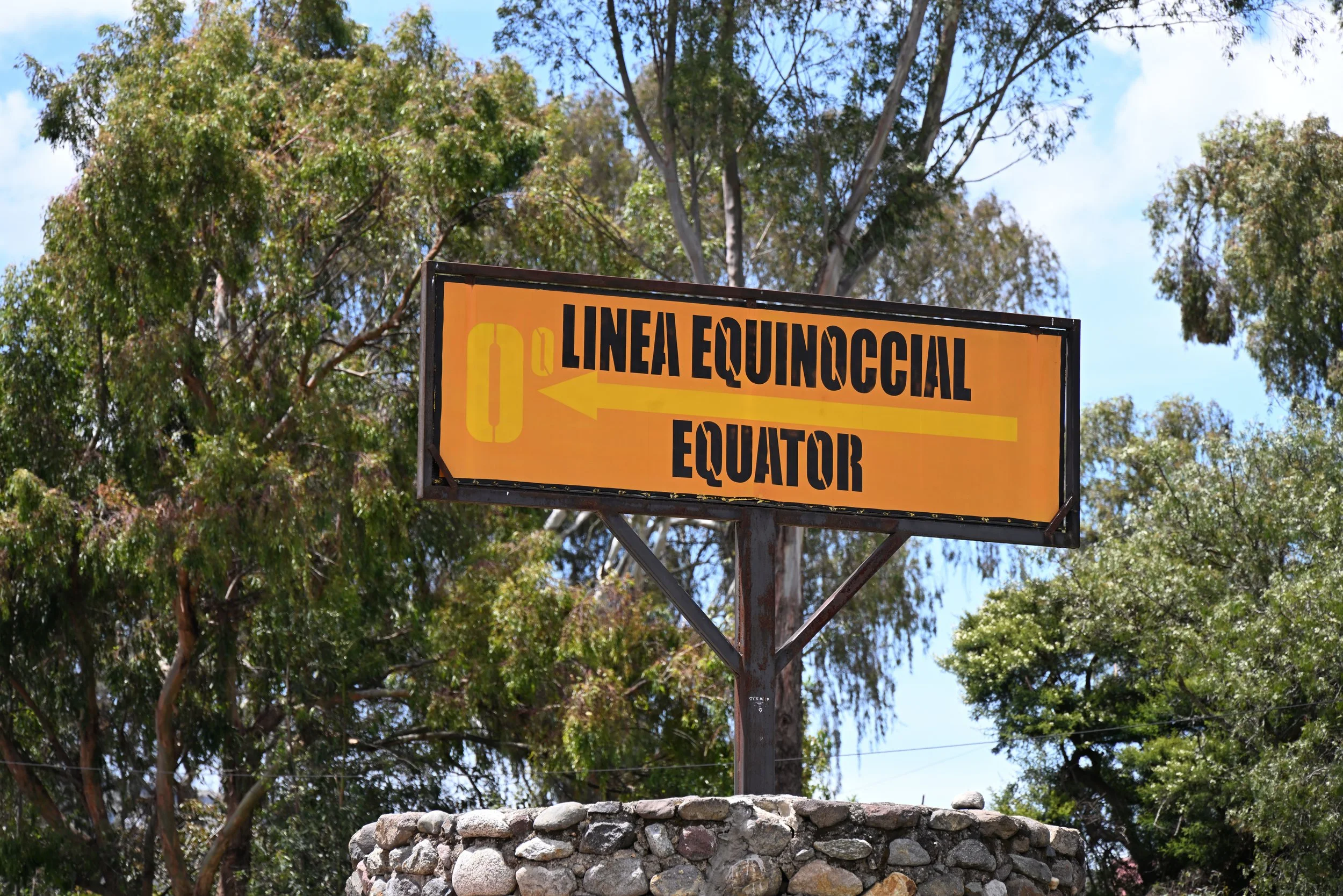 apparently, there is some line on the ground here 