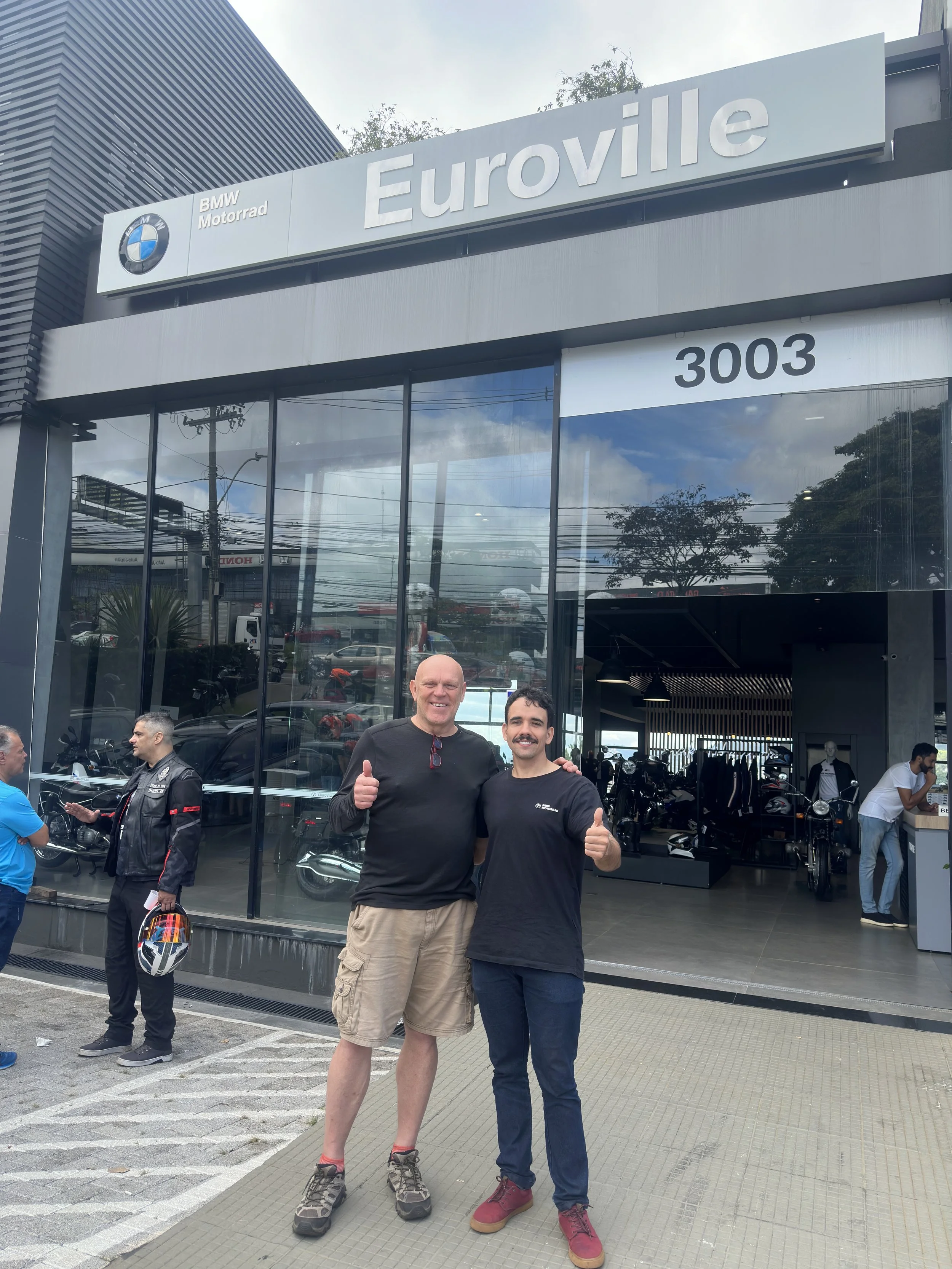  Rafael, the manager of Euroville BMW and me