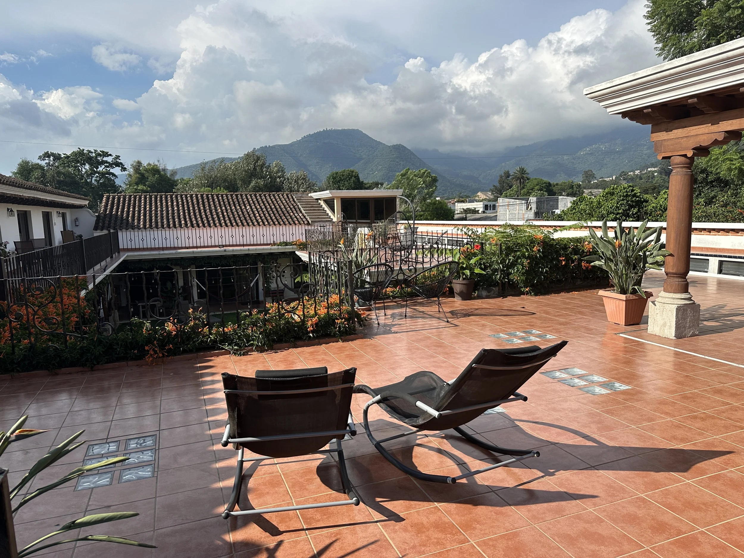 lots of places to hang around and lounge