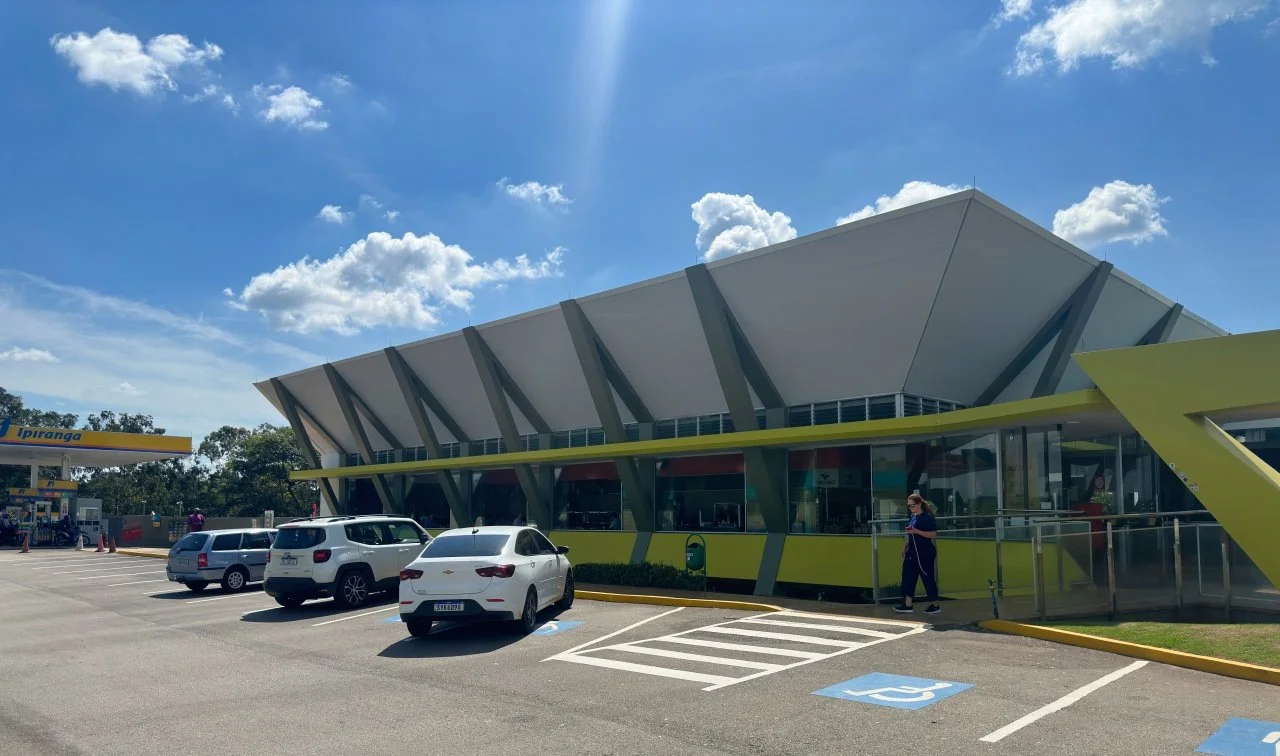  stopping for a lunch