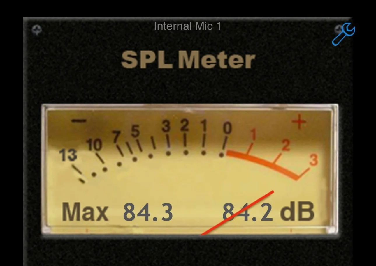 this is how loud my room is during the storm ...