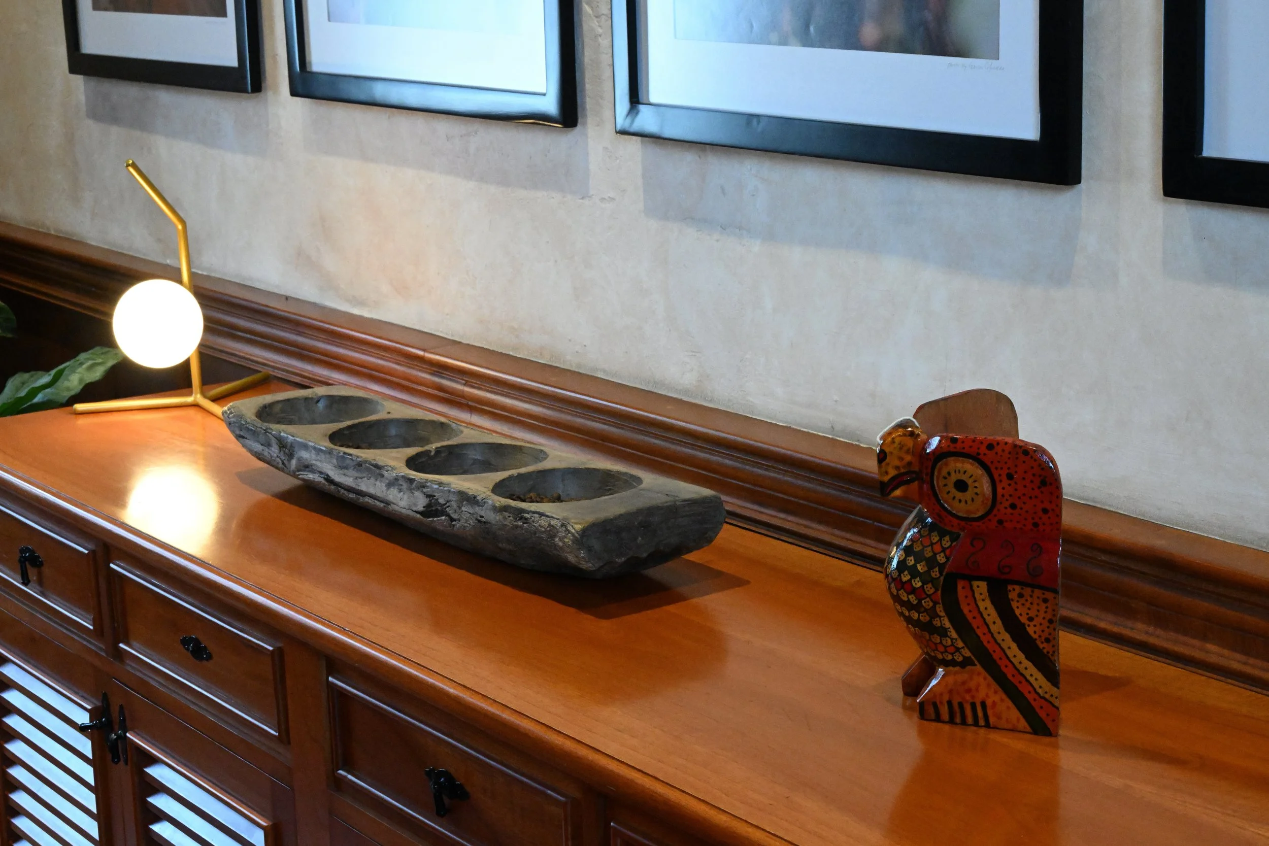 lots of cool stuff around everywhere