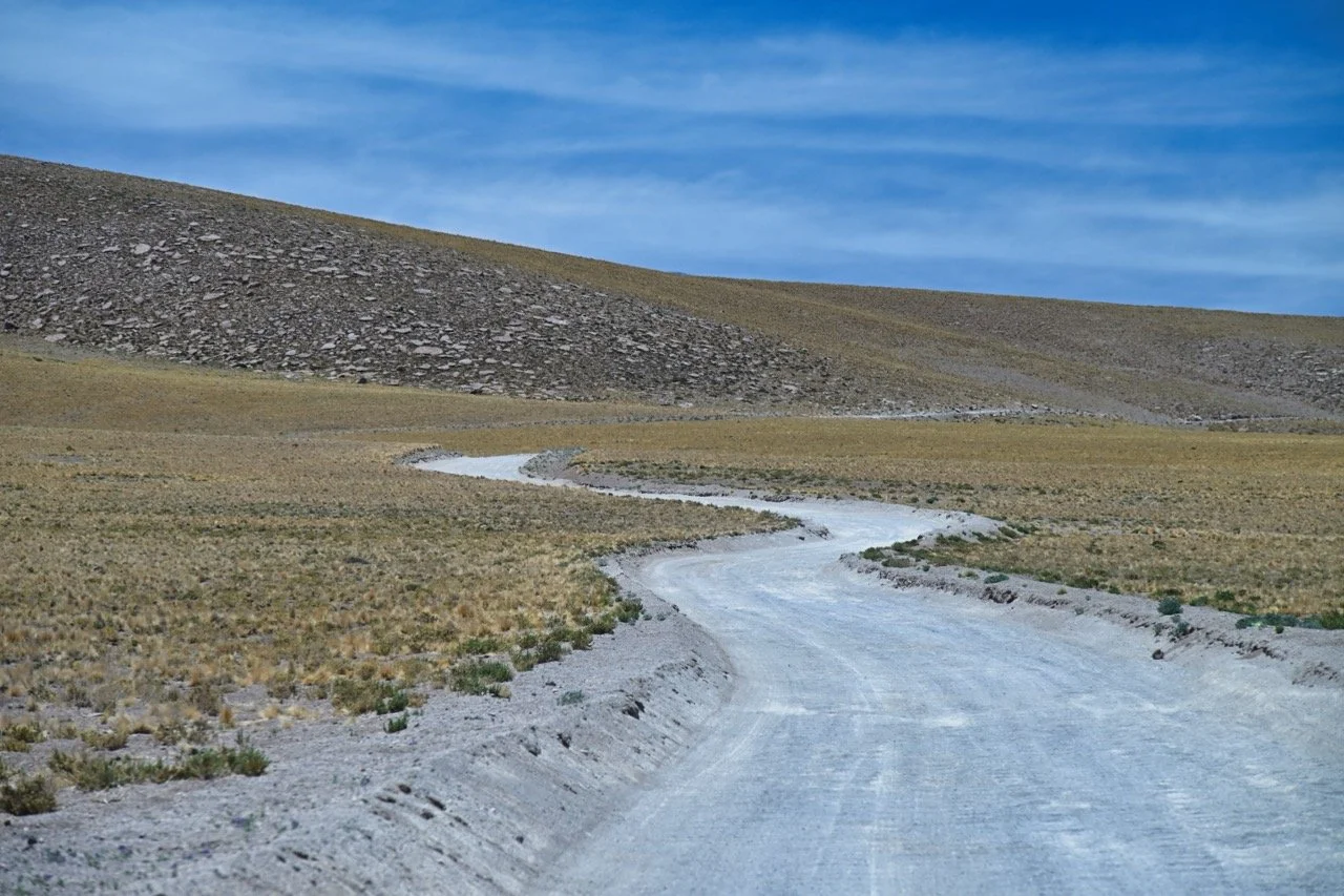 The road leading to the lagoons