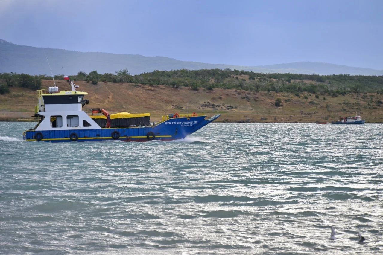  many different ferries around