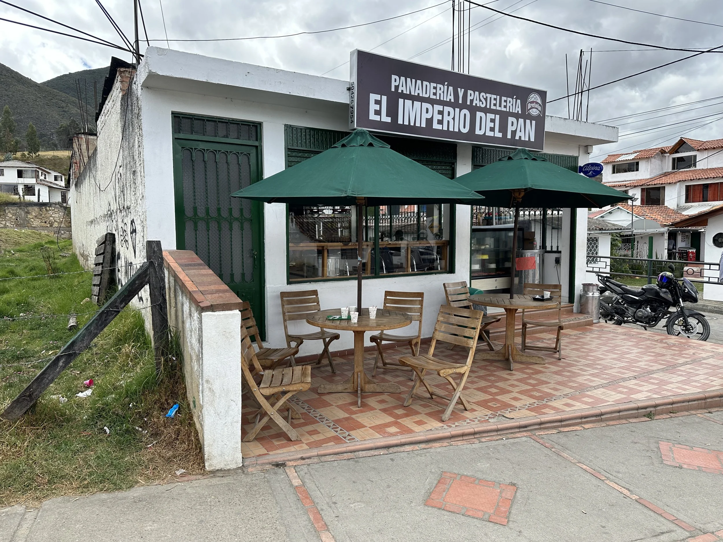 I love those small restaurants 