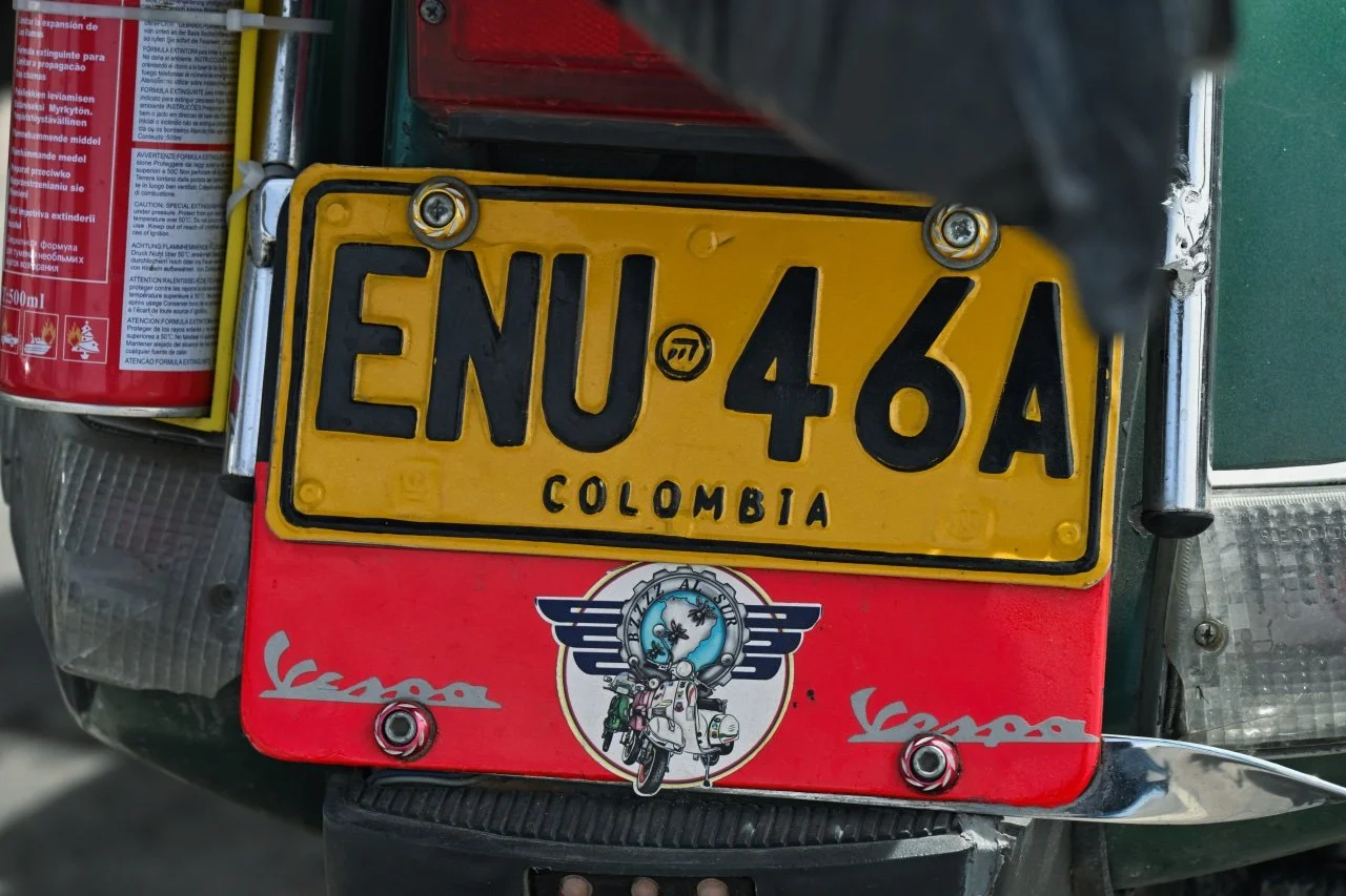 everybody told me that Colombians are dangerous