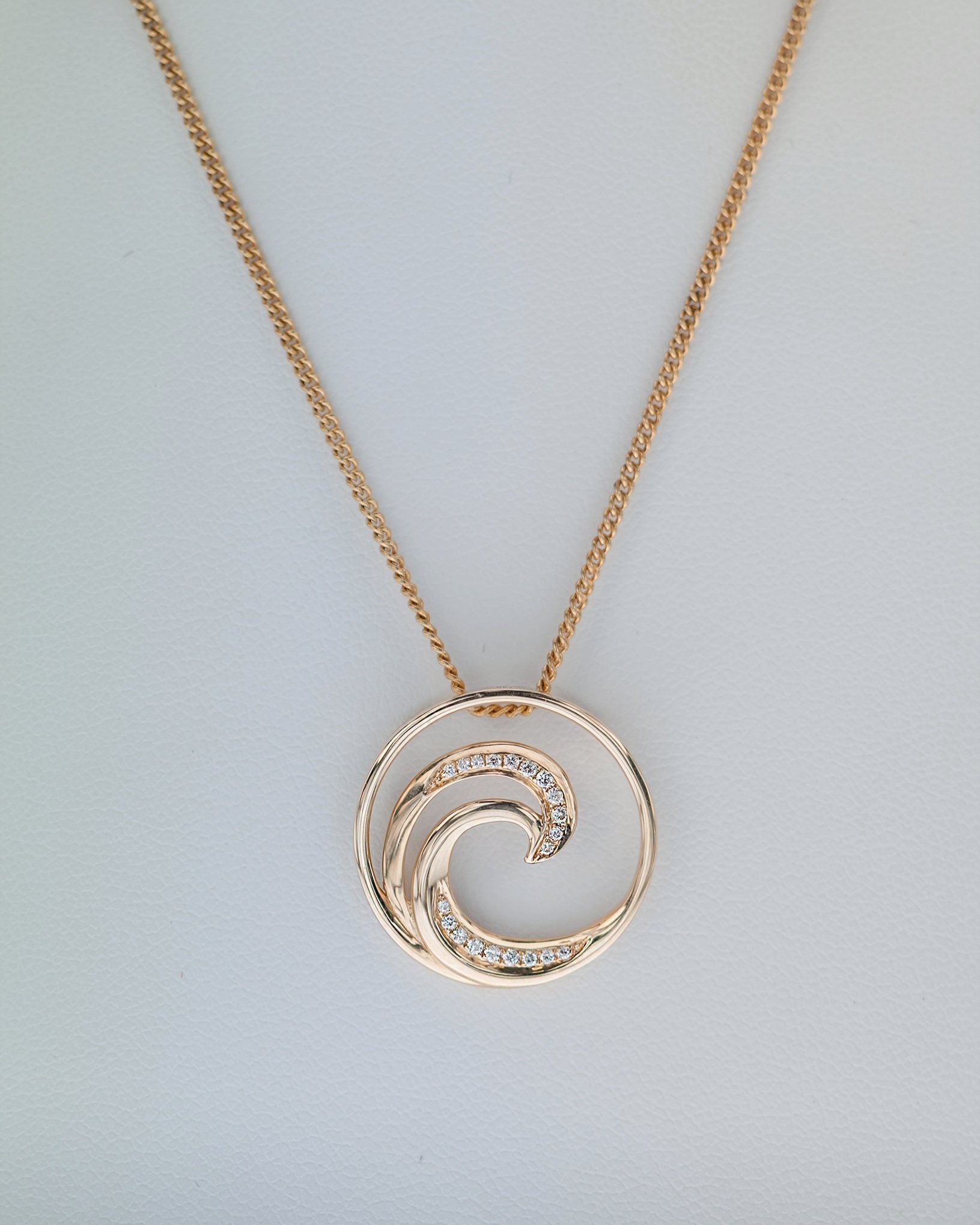 htsnlargewavependant+%281%29.jpg