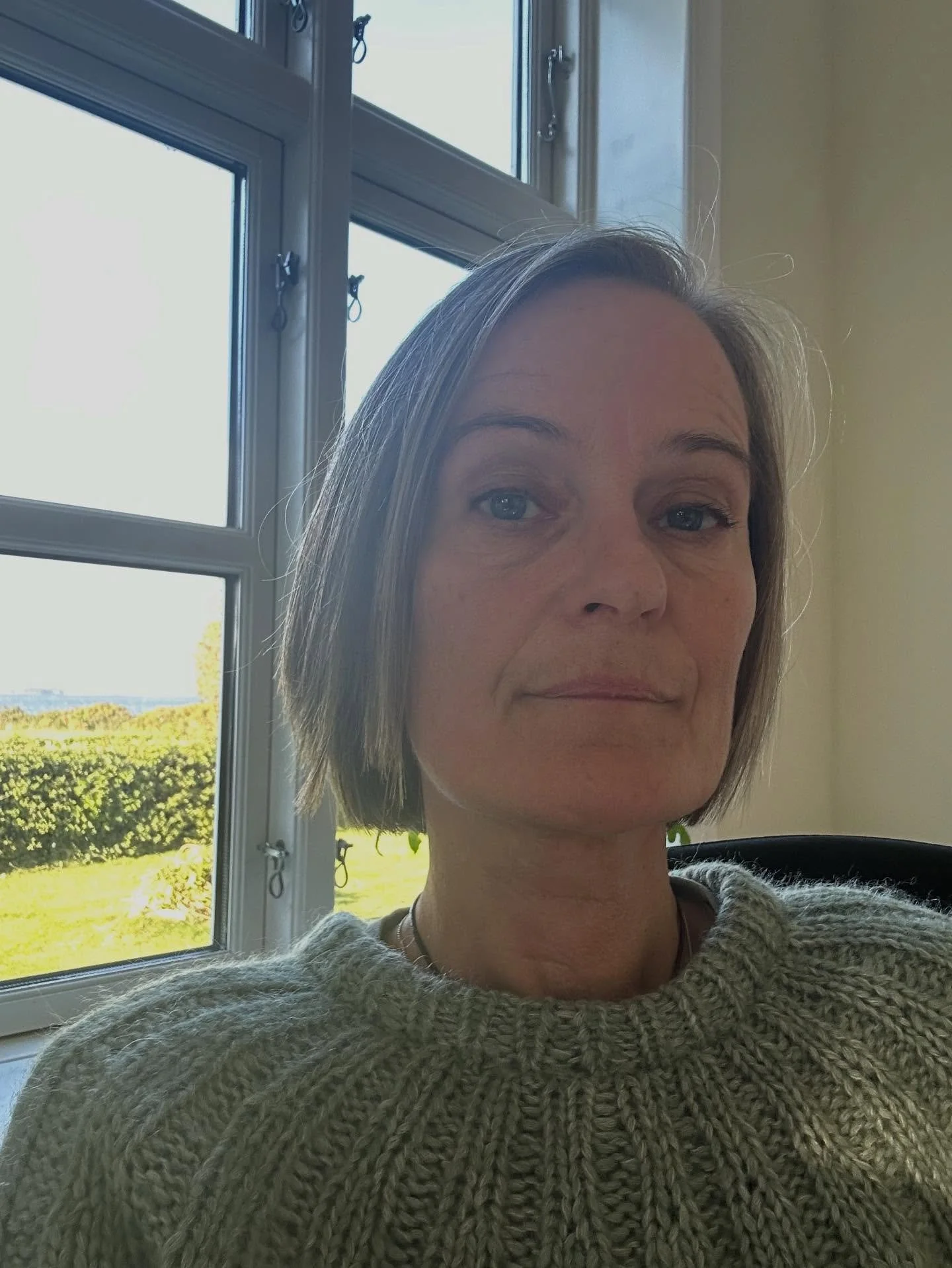 N&aring;r jeg ser DR&rsquo;s serie: Skolens tabte b&oslash;rn&hellip;

Med en bachelor i Uddannelsesvidenskab, en kandidat i L&aelig;ring og Forandringsprocesser &ndash; og med mange &aring;rs arbejde med unge og mennesker i mistrivsel &ndash; ser je