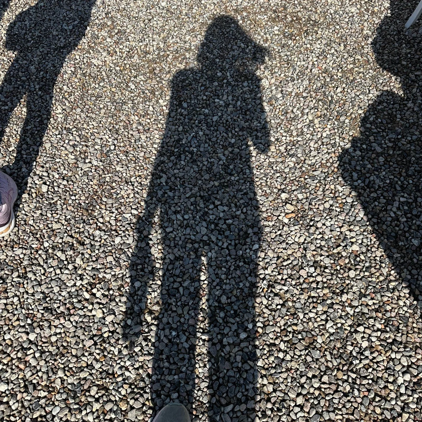 Nyt podcastafsnit ude! Om en ung kvindes rejse med ADHD, angst og andre diagnoser. H&oslash;r det og f&aring; et par greb til at h&aring;ndtere pres og stress ved at starte p&aring; ungdomsuddannelse f.eks.

Link i bio