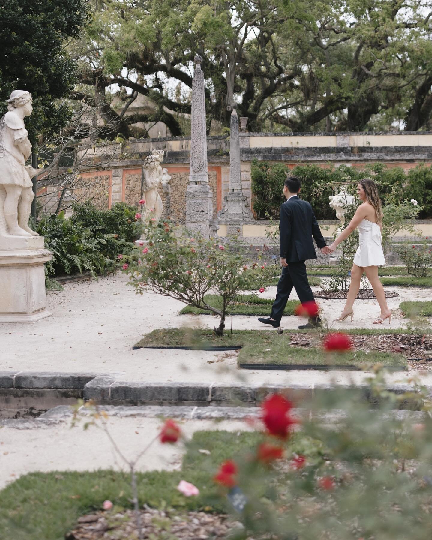 Moments in time captured for Samantha and David&rsquo;s engagement shoot intertwined with the beautiful landscape of the historic Vizcaya Museum and Gardens filled with history, romance, and ornate pieces 
&mdash;&mdash;&mdash;
📷 @laurenalatriste