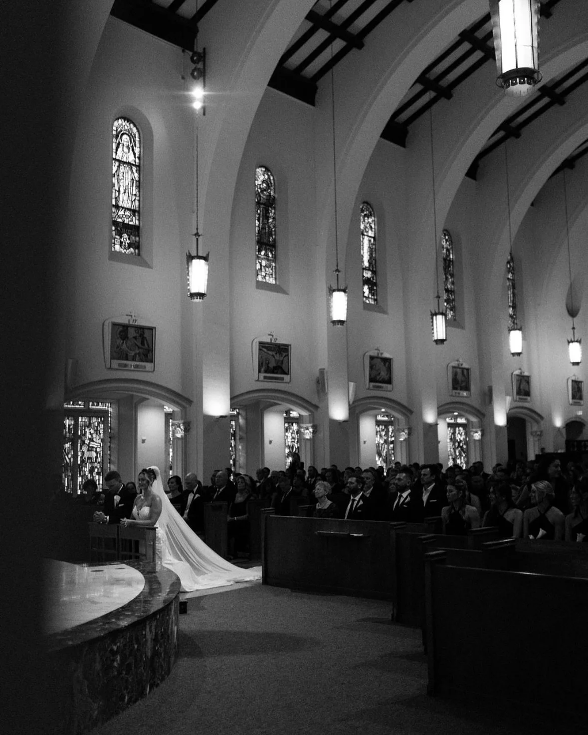 Timeless love 🎞️ 
These beautiful moments that mark the start of forever captured in black and white.
&mdash;&mdash;&mdash;
@slpstudios