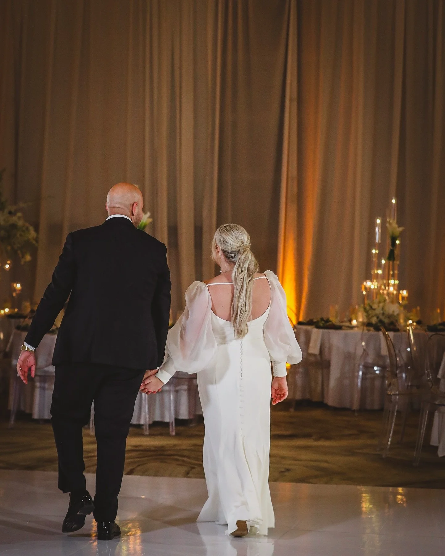 Unforgettable memories to last a lifetime, a year ago today we brought the vision of this stunning day to life for The Jacobs. Congratulations on a year filled of love! 
&mdash;&mdash;&mdash;
📷 @emilyharrisphotography