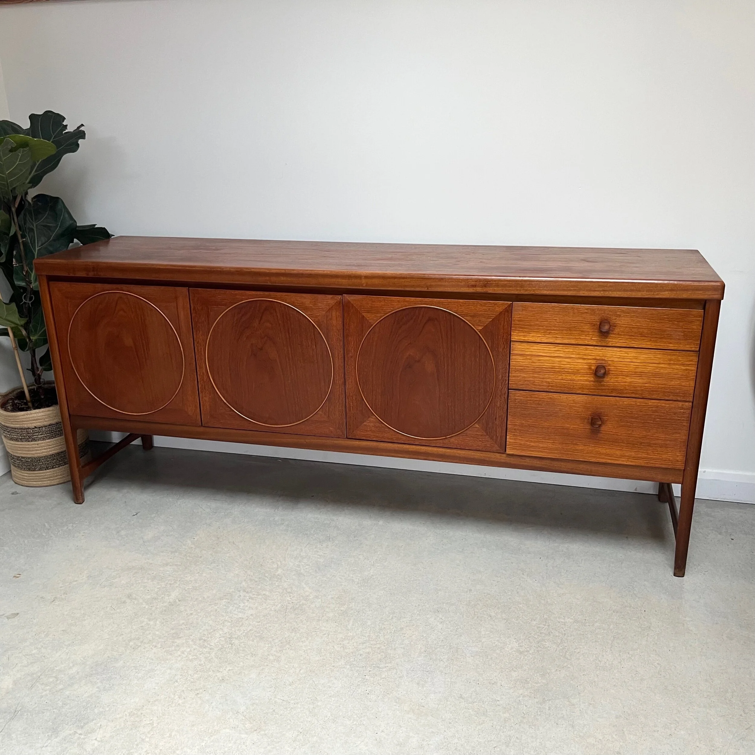 538020FE-7146-4E65-B423-F5E0999BC9D3