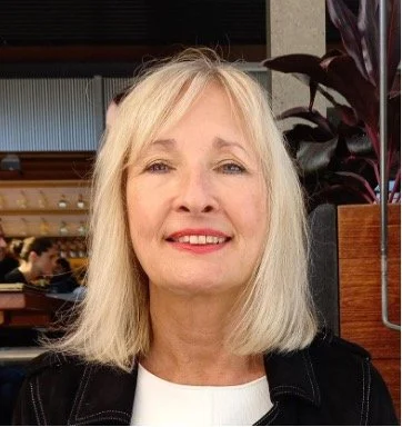 Tracey Overton-Murphy