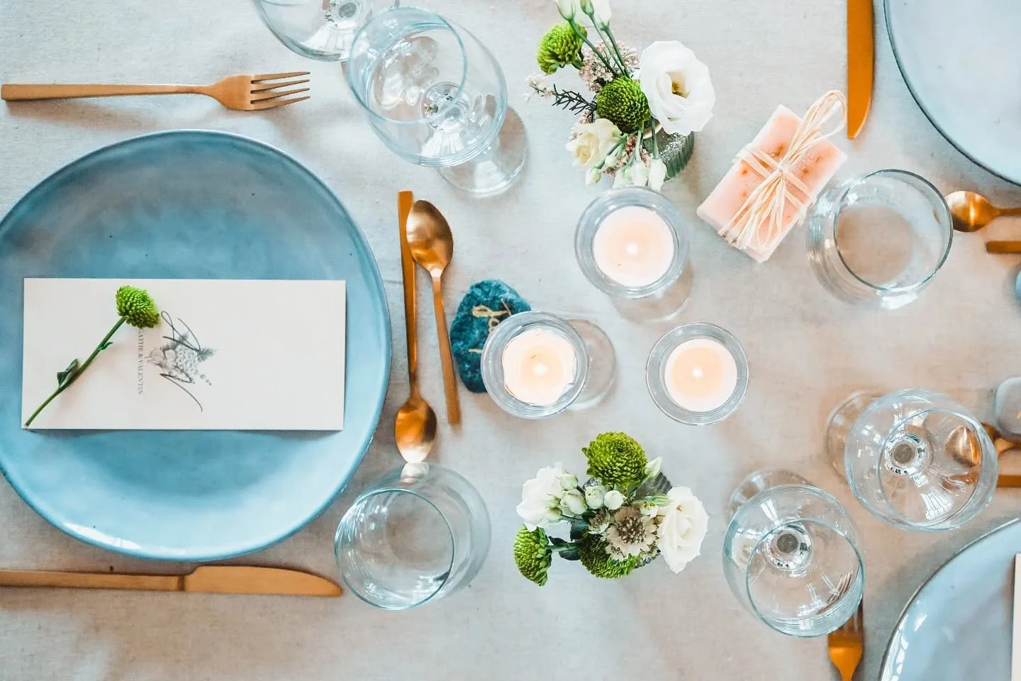 Replongez dans l'univers de ce magnifique mariage, une cr&eacute;ation et d&eacute;coration de @iledereweddingplanner
.
.
#mariage #Mariage2025 #mariage2026 #inspirationmariage #sinspirersemarier #bridetobe #voguewedding #voguebrides #photographemari