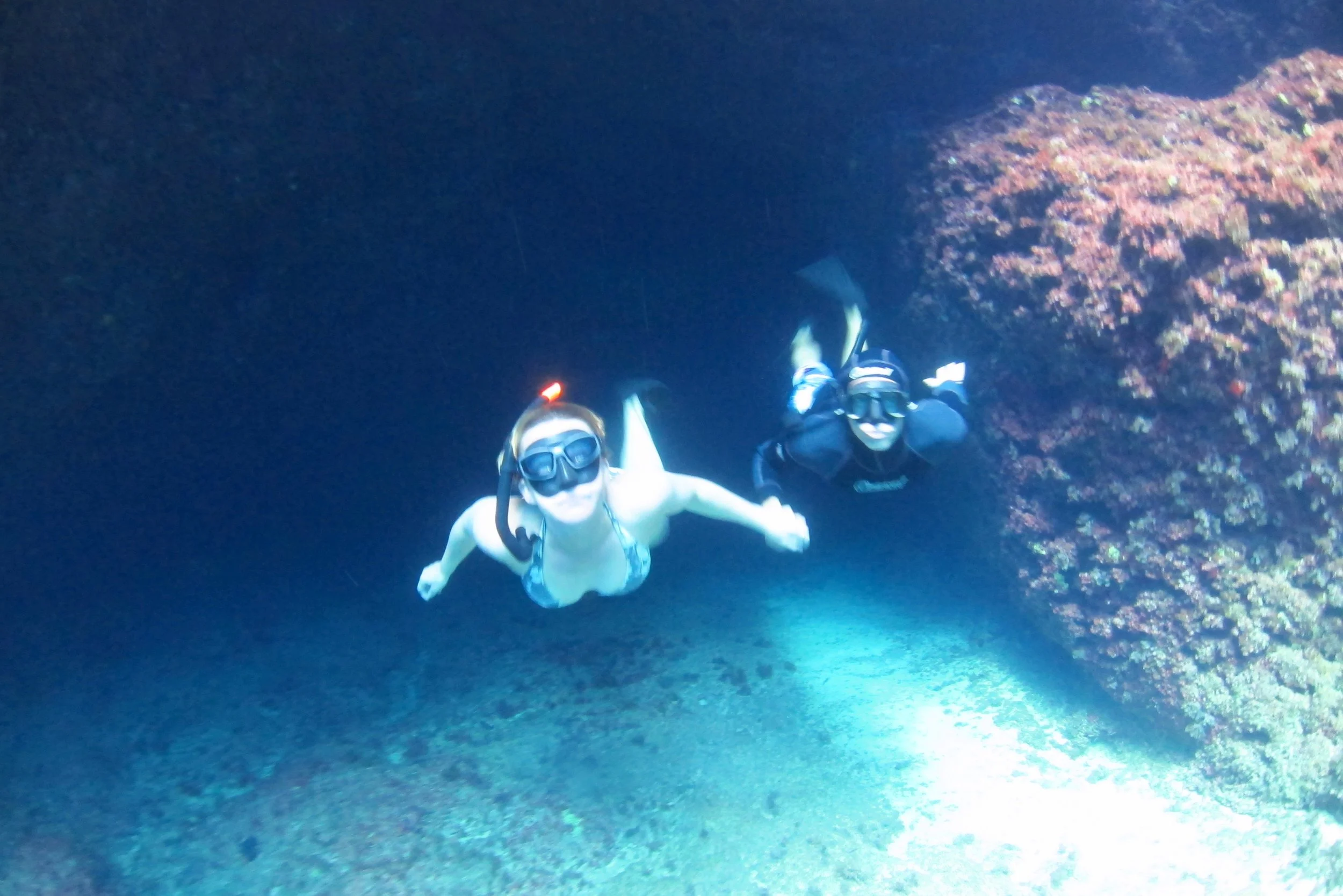 Lissy and Richard Marsh freediving in Gozo, Malta