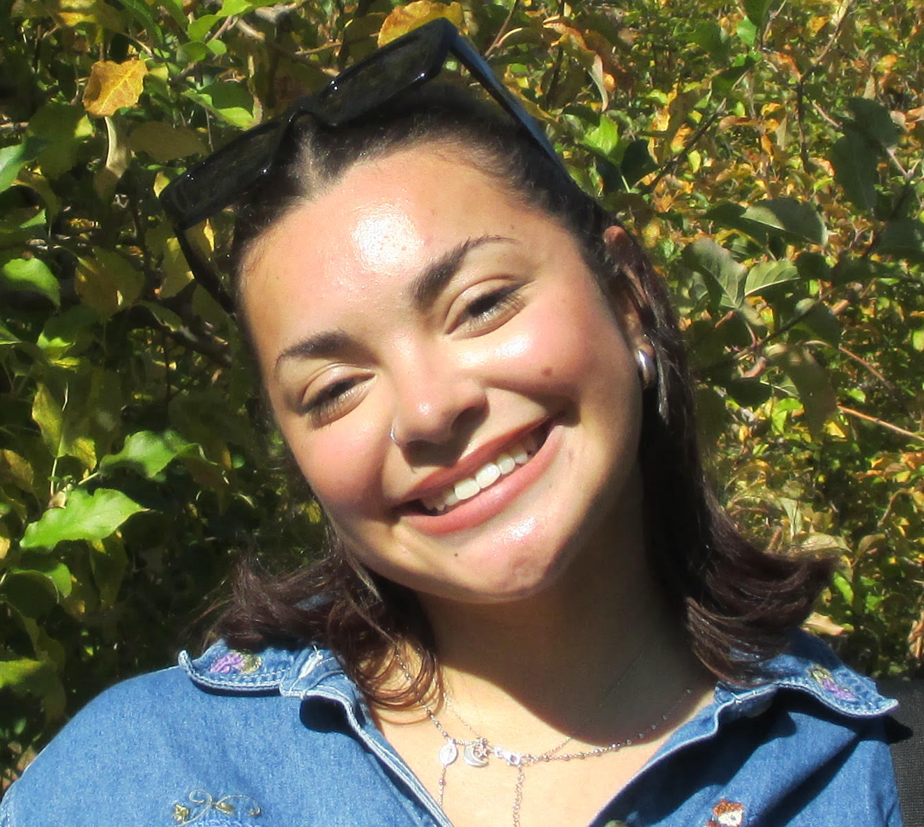 Ema Champney headshot