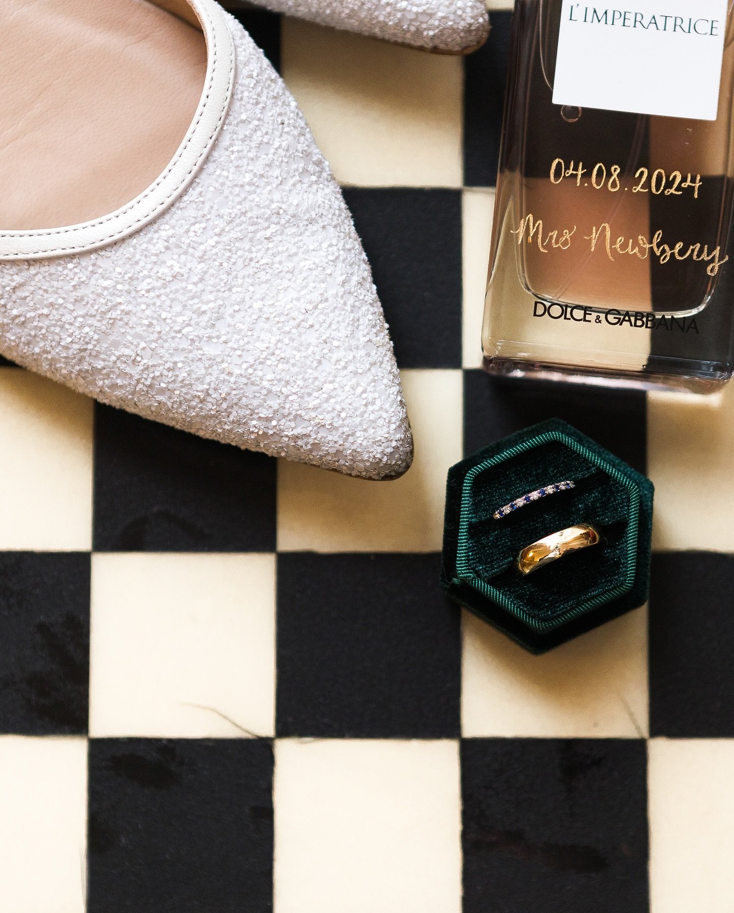 Love is in the details 🤍 ✨

#weddingphotography #weddingdetailshot #weddingdetails #scotlandweddingphotographer