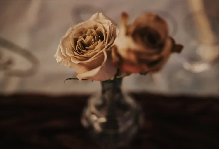 DIY bud vase flowers