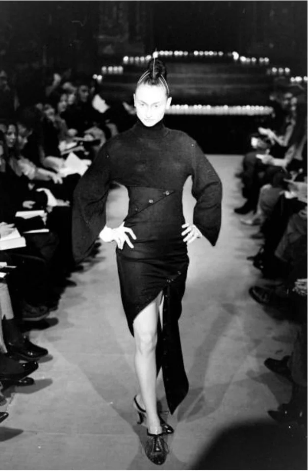 Alexander McQueen A/W 1996 “Dante” Spiral Button Skirt – runway and archive image – Autumn/Winter 1996 (AW96), Fall/Winter 1996 (FW96) – vintage Alexander McQueen, Lee McQueen archive, McQueen runway